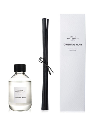 Prochaine recharge pour diffuseur de roseaux Urban Apothecary Oriental Noir - Acheter en ligne sur McGrocer
