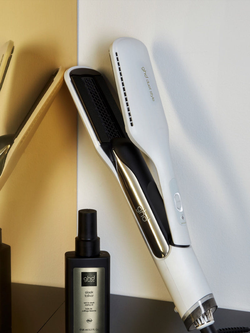 ghd Sleek Talker wet to sleek styling oil, UK version