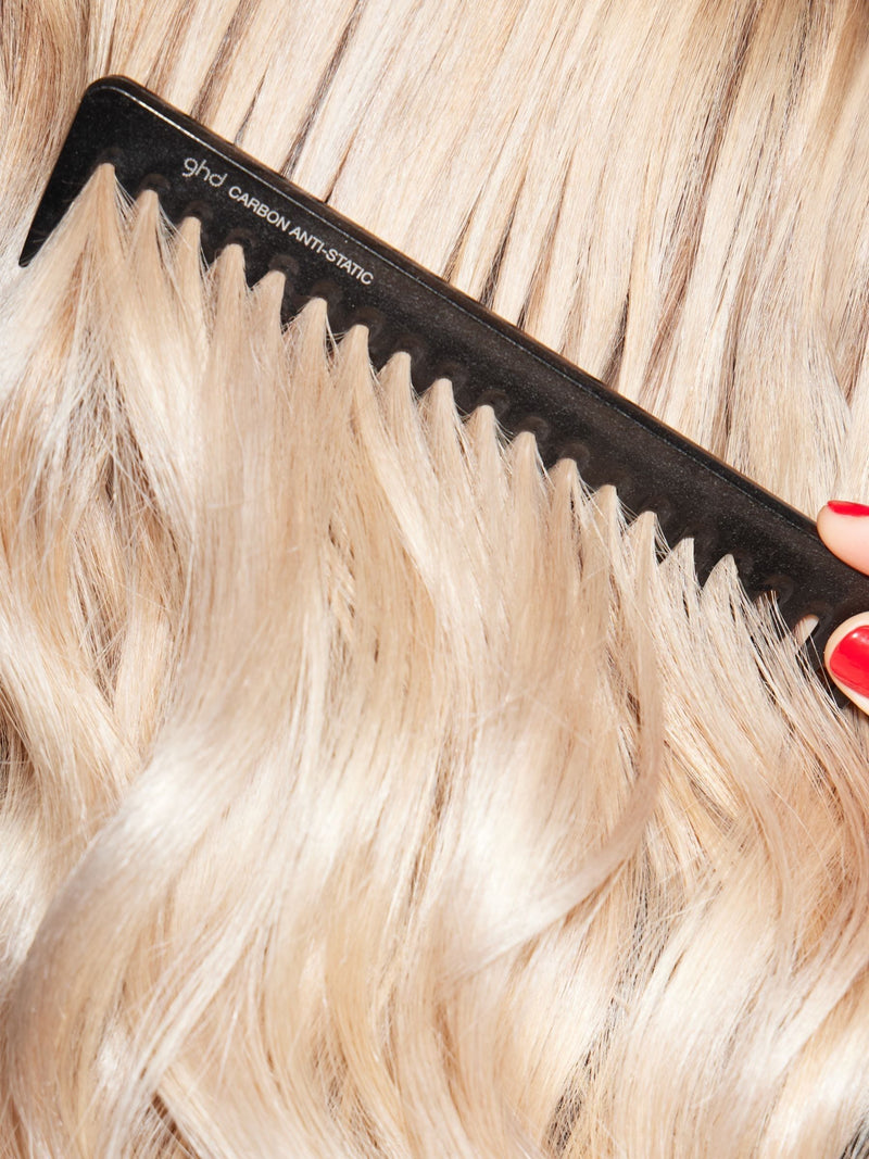 ghd The Comb Out detangling comb (British brand)
