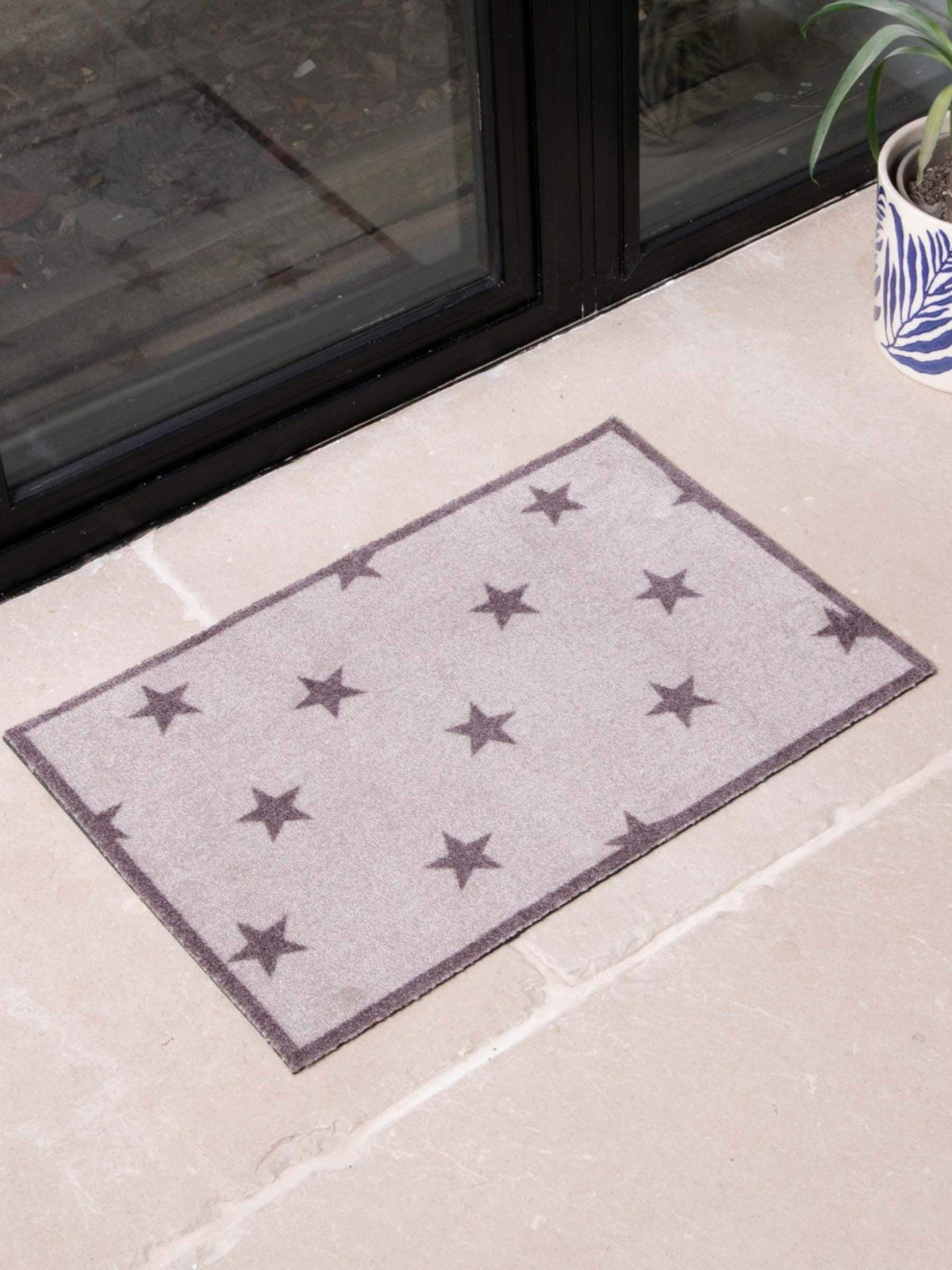 Artsy Mats brown stars doormat 60x40cm, UK version