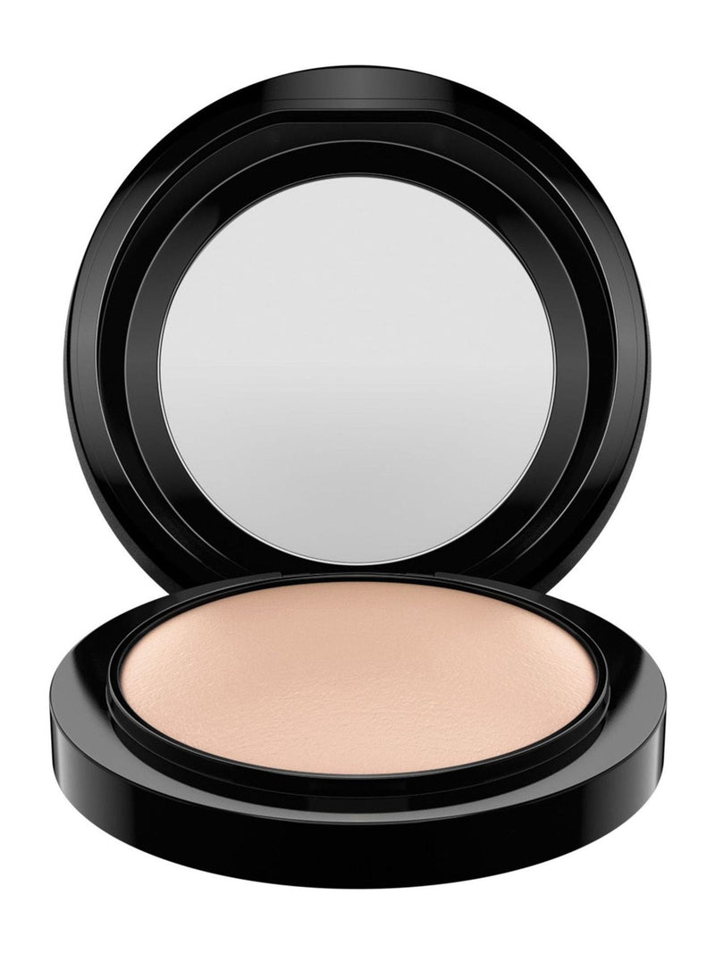 MAC Mineralize Skinfinish natural face powder, UK version