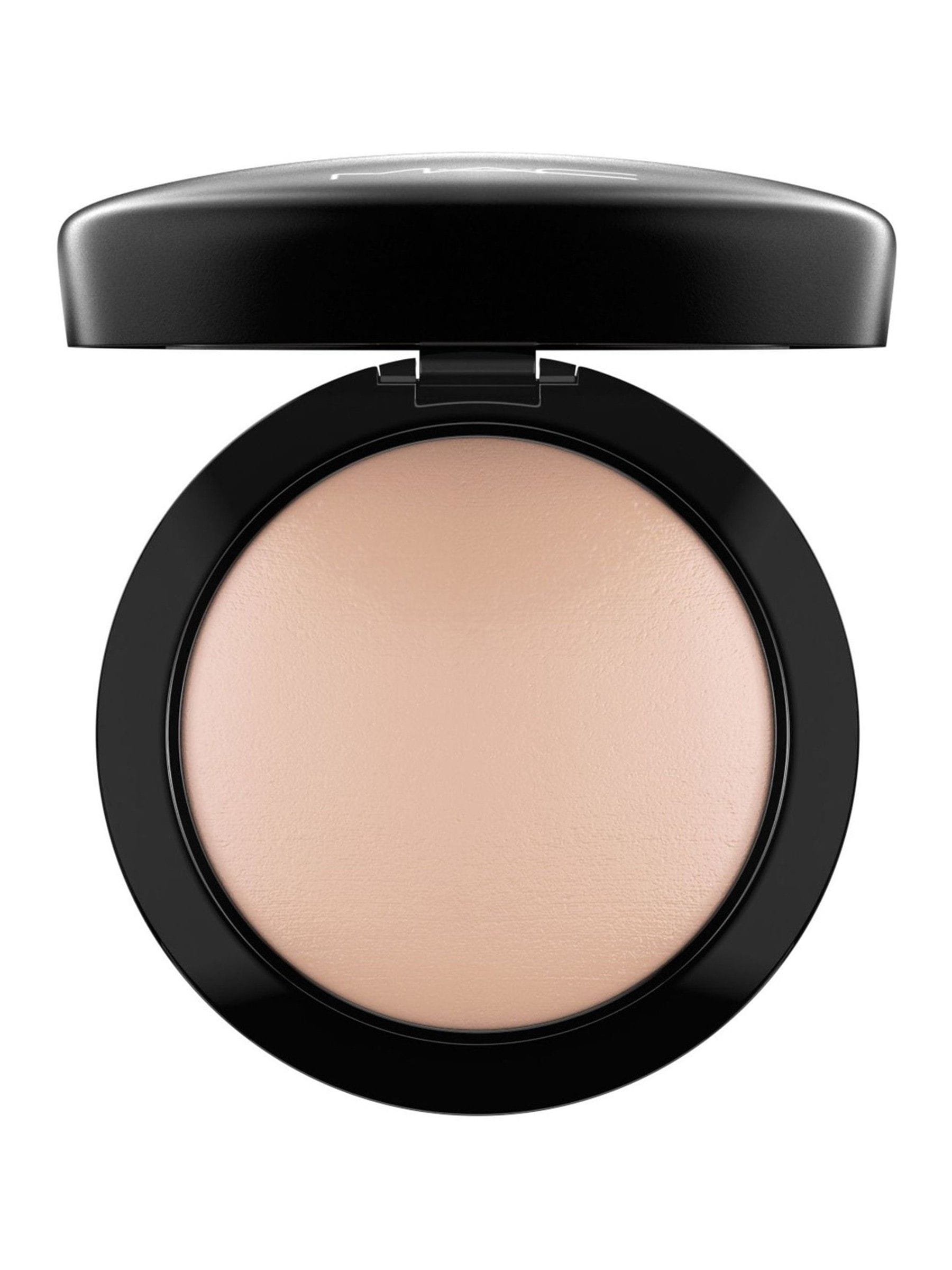 MAC Mineralize Skinfinish natural face powder, UK version