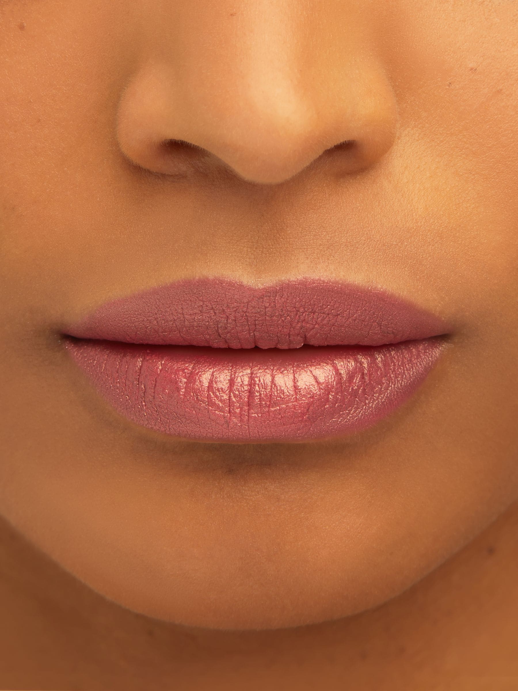 Lip and cheek chubby stick balm with shea butter, UK version