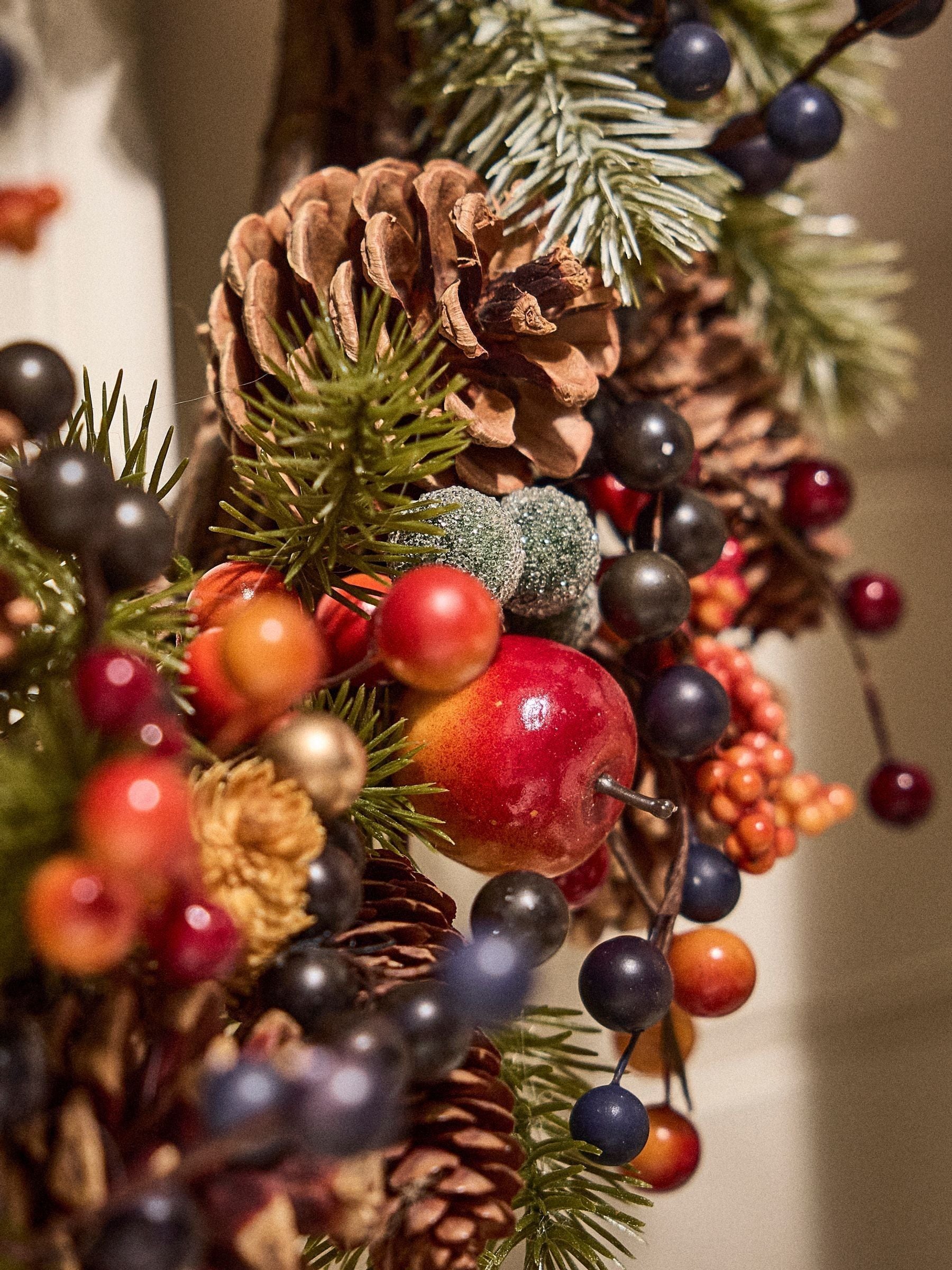 Dibor orange harvest fruits wreath 40cm - British product