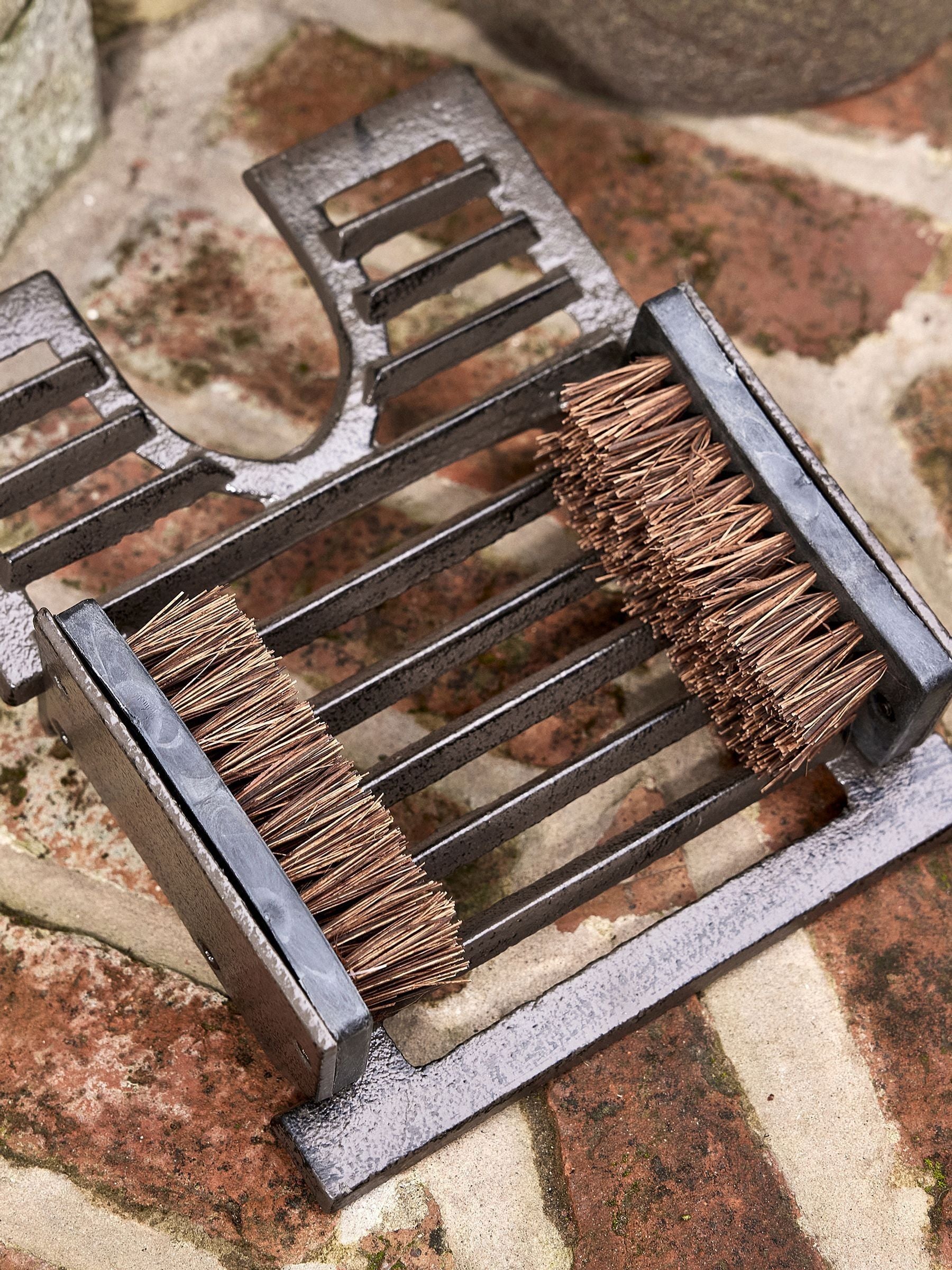 Dibor brown boot brush scraper with jack, imported from the UK