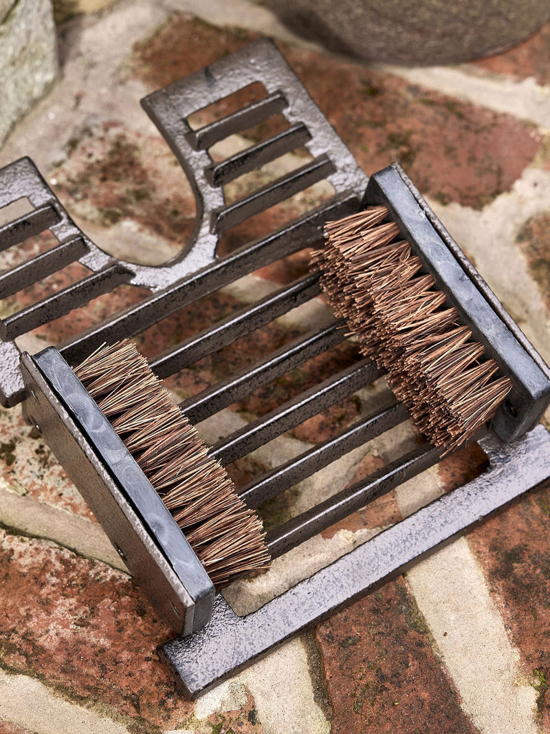 Dibor brown boot brush scraper with jack, imported from the UK