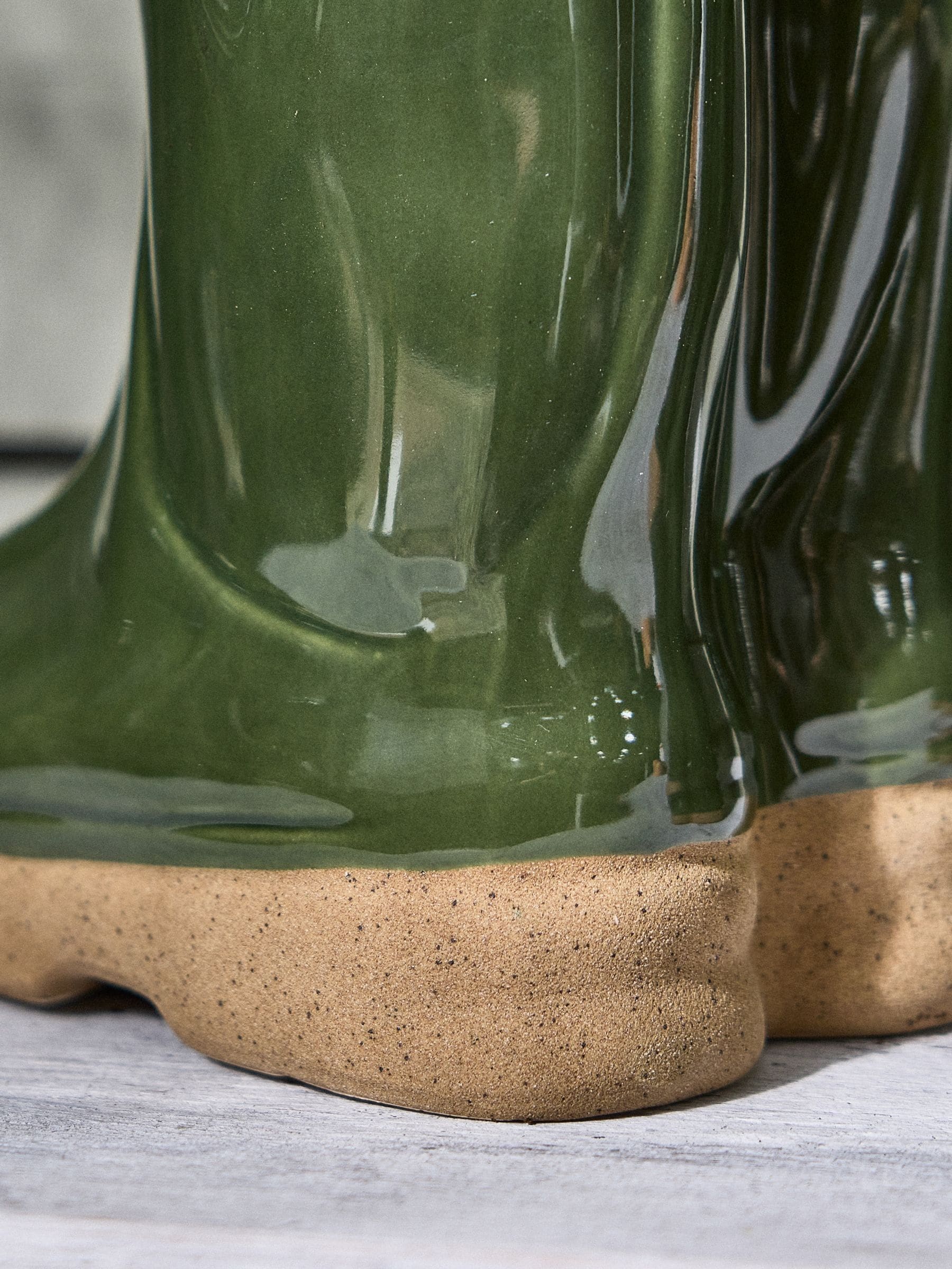 Dibor green ceramic wellington boot planter large (British brand)