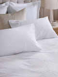 White bow textured print duvet cover set (British brand)