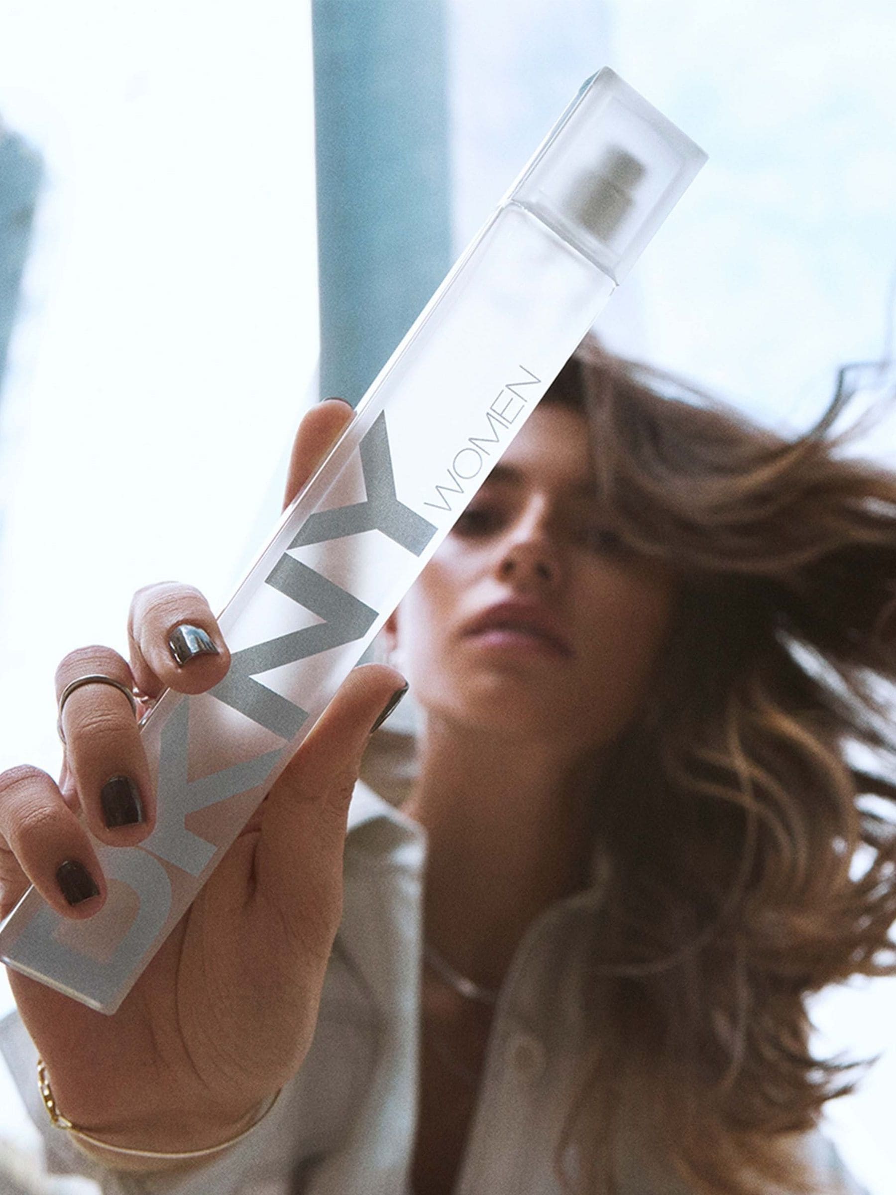 Urban Floral Eau de Parfum with Citrus and Woody Notes 100ml