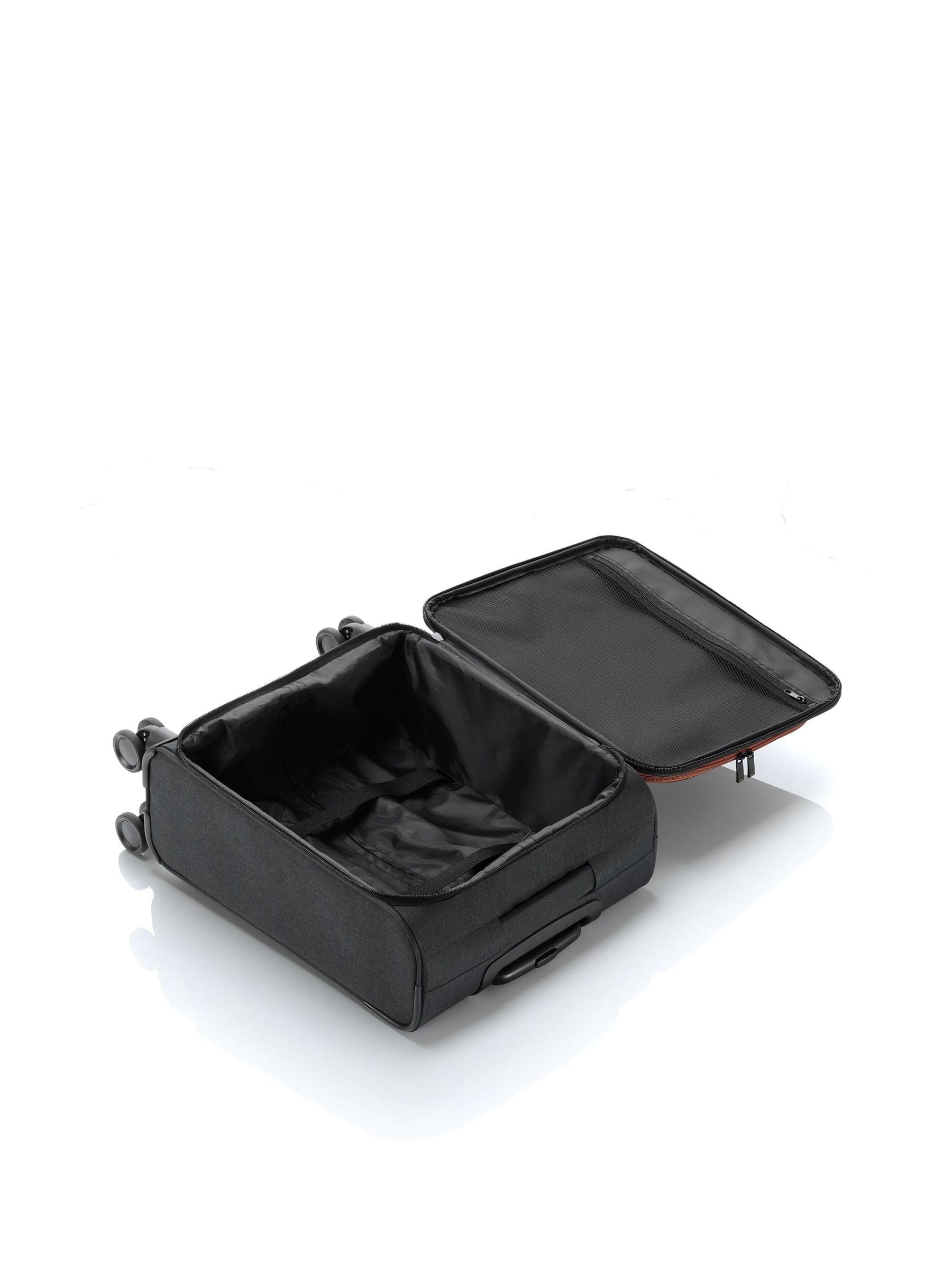 Tripp Affinity cabin suitcase lightweight 2.4kg British product