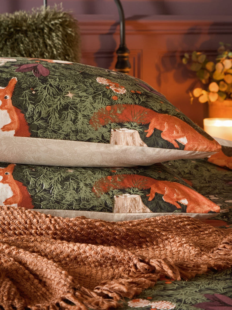 Furn Pineberry Forest reversible duvet cover and pillowcase set - British product