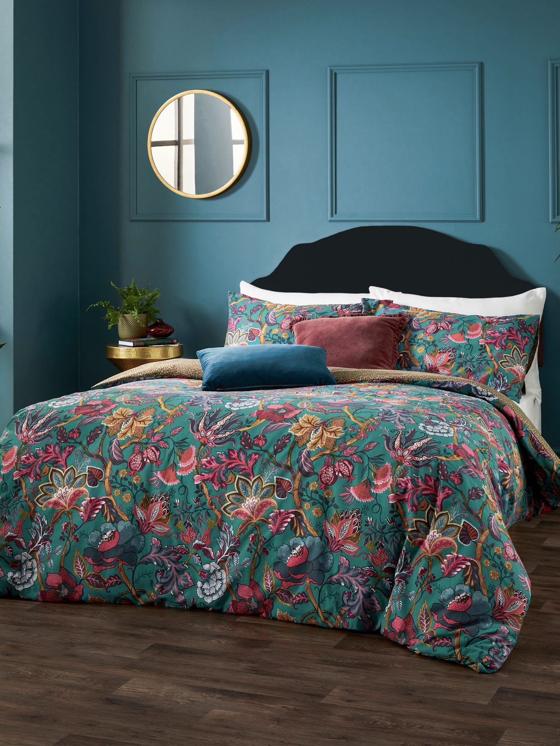 Wylder Lake Blue Viranai Exotic Floral Reversible Duvet Cover Set