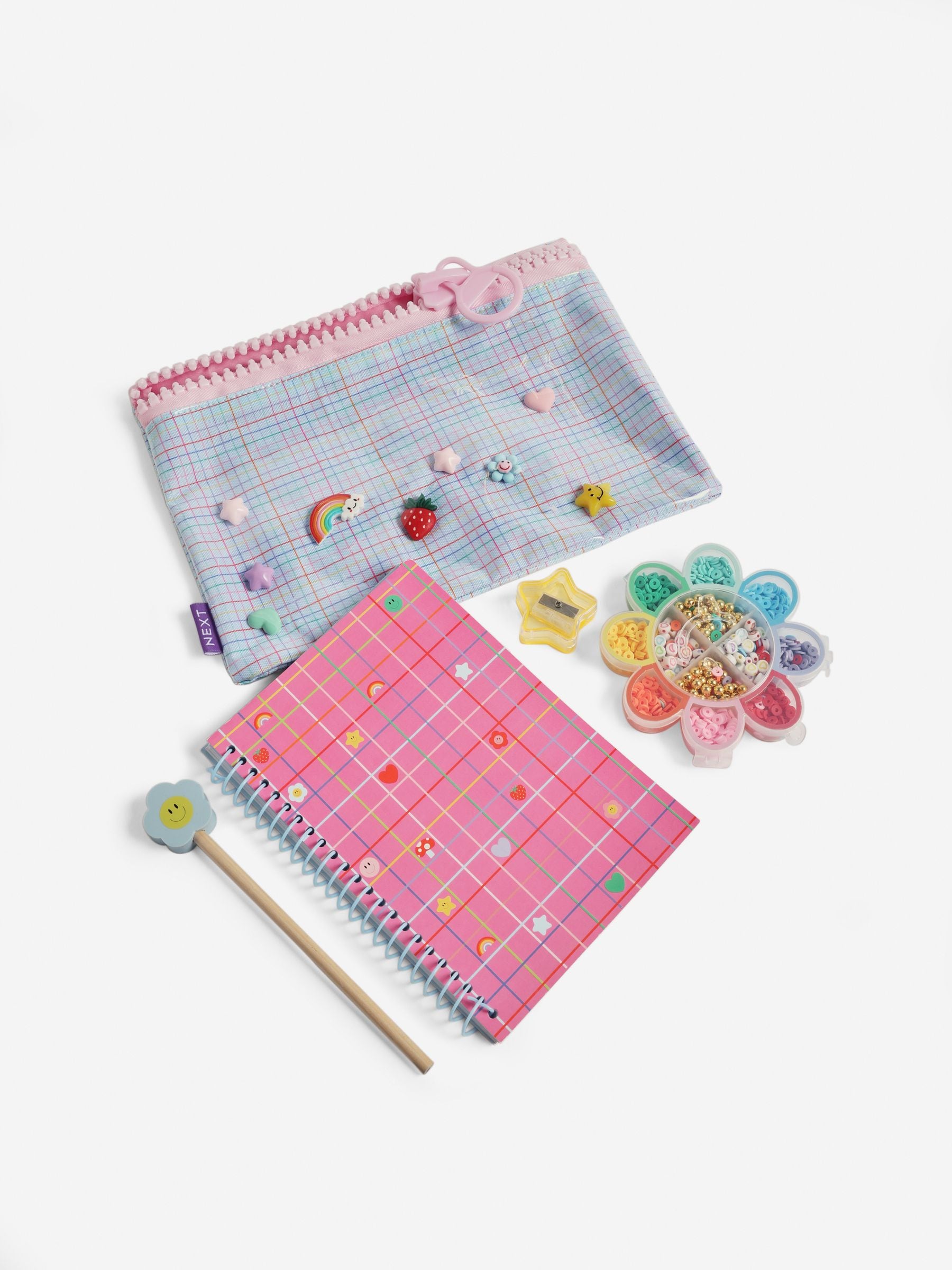 Flower Power bracelet making stationery set with sketch pad, UK version