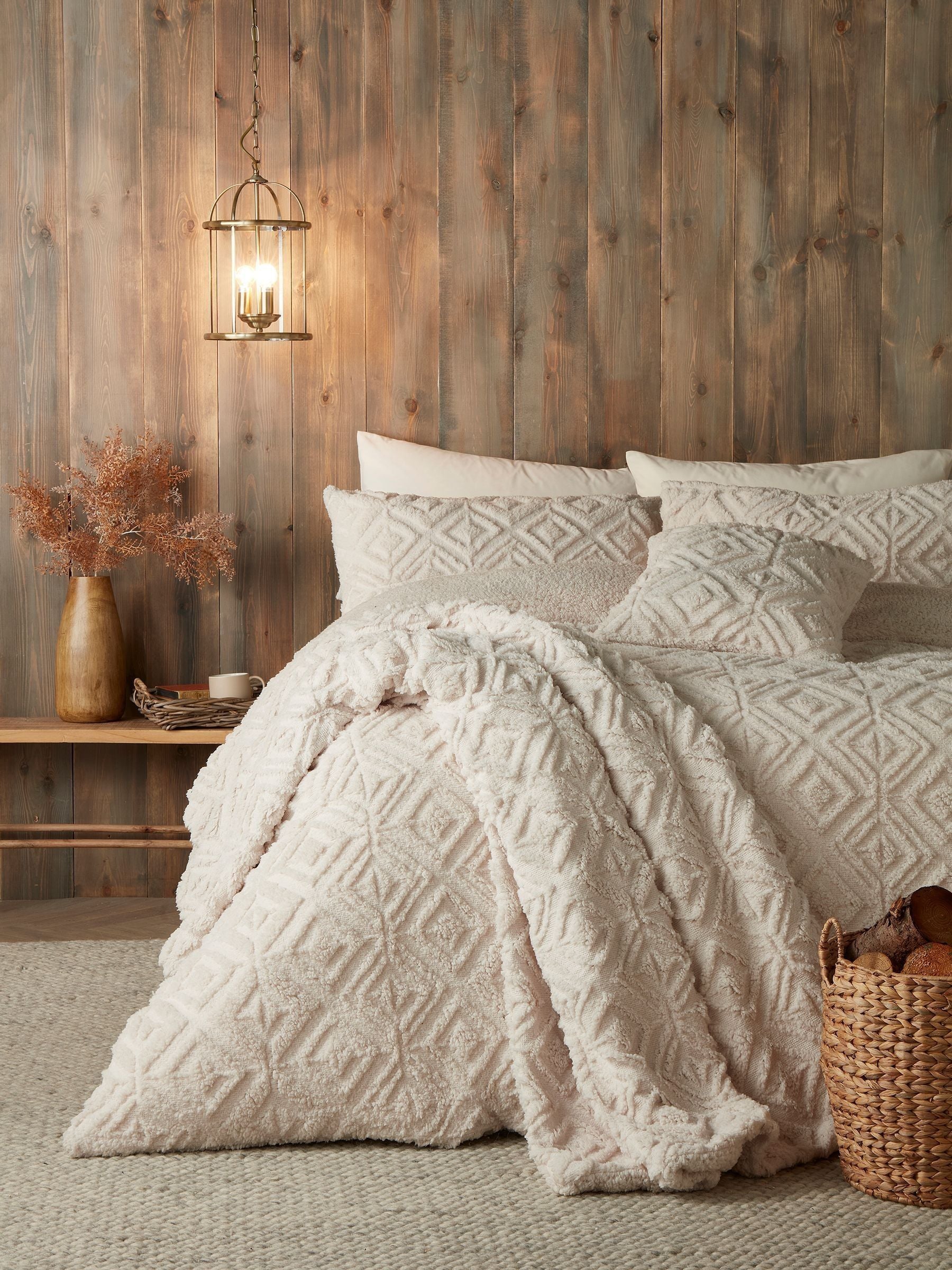 Fusion Geo Fleece and Sherpa Throw 180x130cm - British product