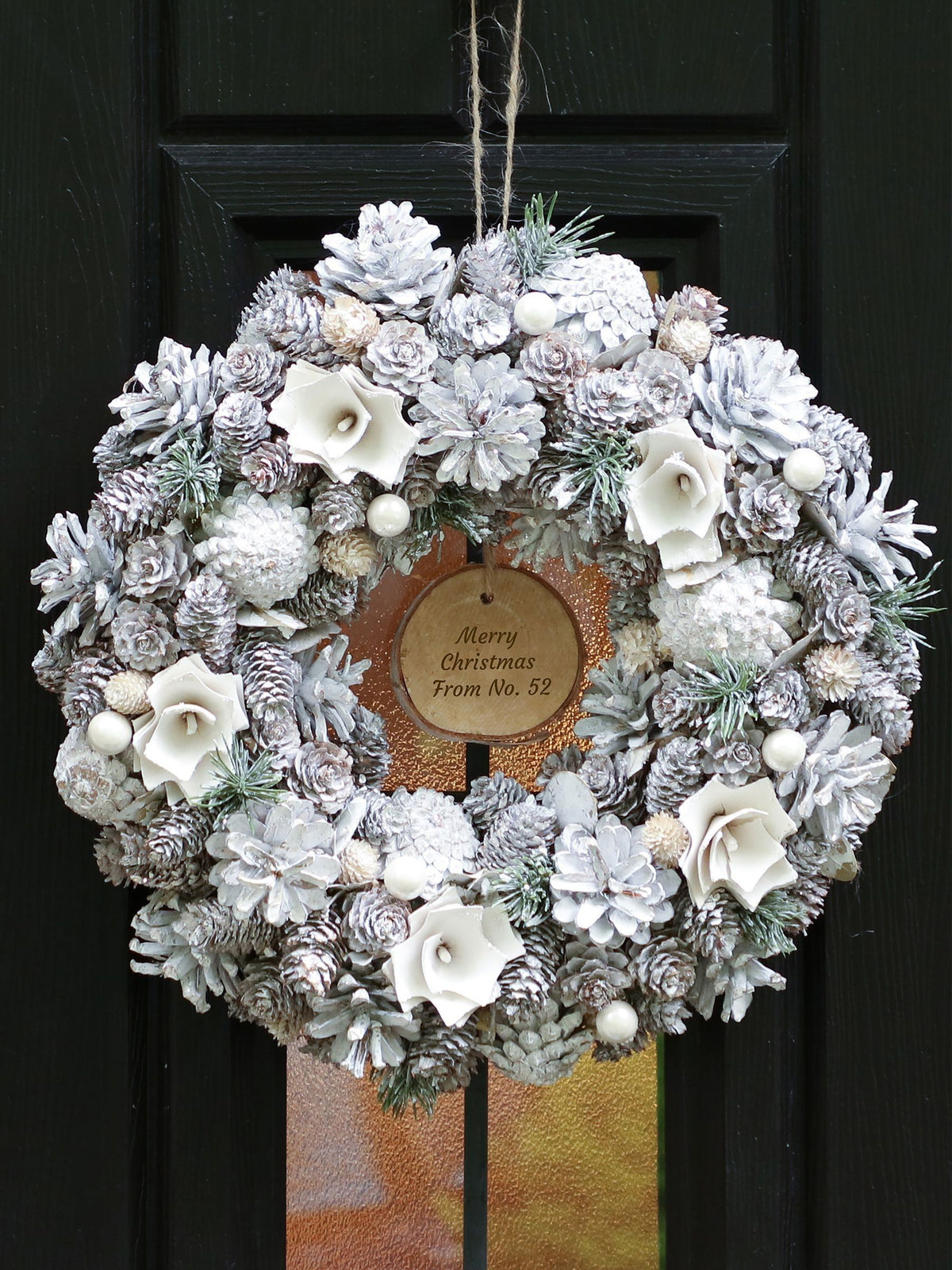 Dibor Personalised Christmas Wreath White 35cm, imported from the UK