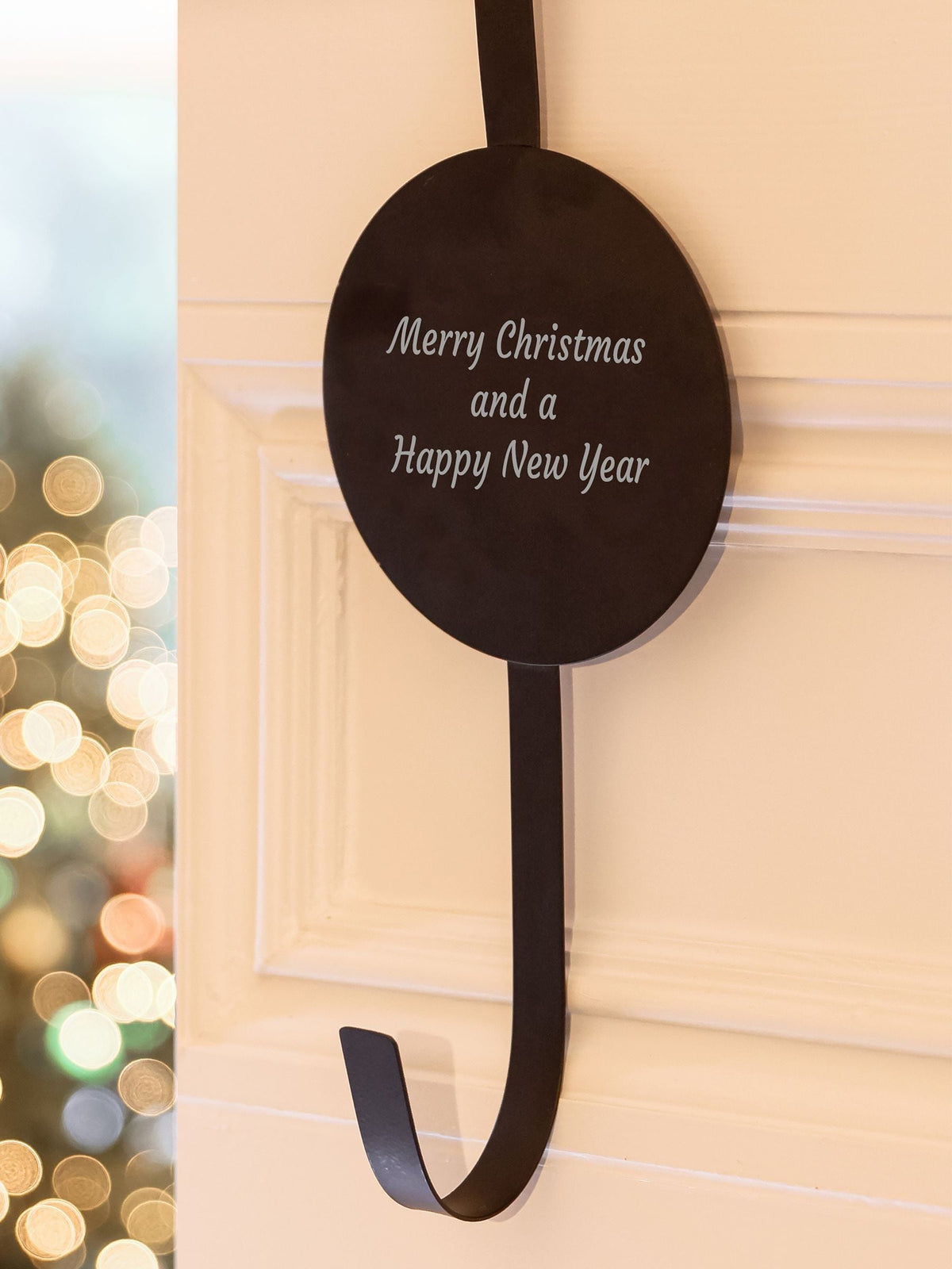 Dibor Personalised Wreath Hanger Matte Black 28.5cm, imported from the UK