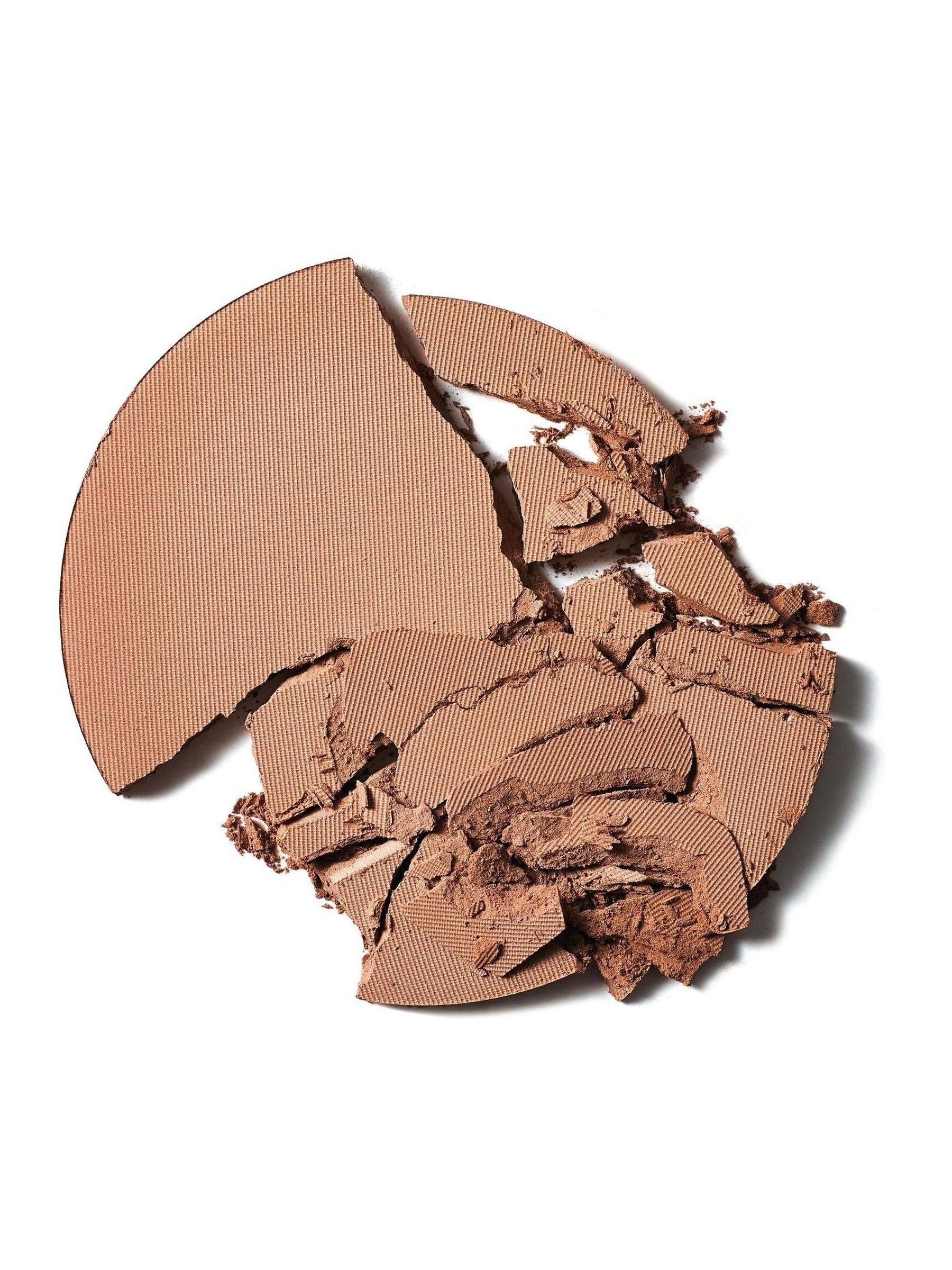 Matte Bronzer for Sun-Kissed Glow with Vitamin E and Jojoba Oil