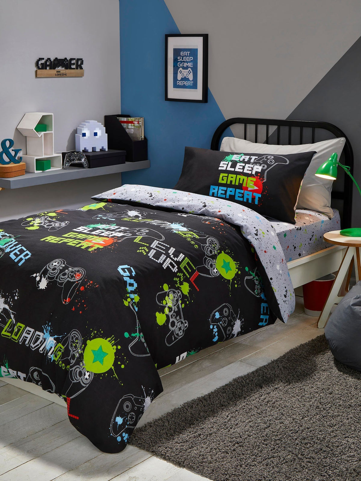 Bedlam Game Glow in the Dark Duvet Cover Set - British product