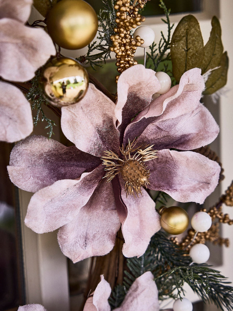 Dibor Pink Magnolia Blush wreath 55cm (British brand)