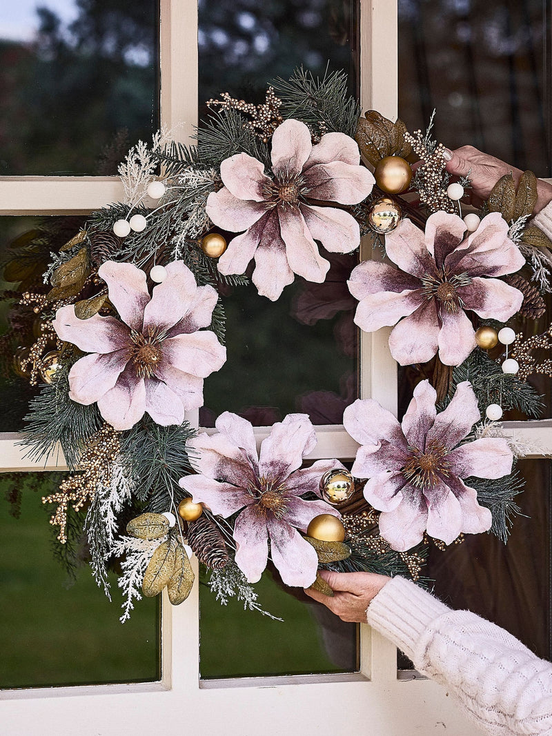 Dibor Pink Magnolia Blush wreath 55cm (British brand)