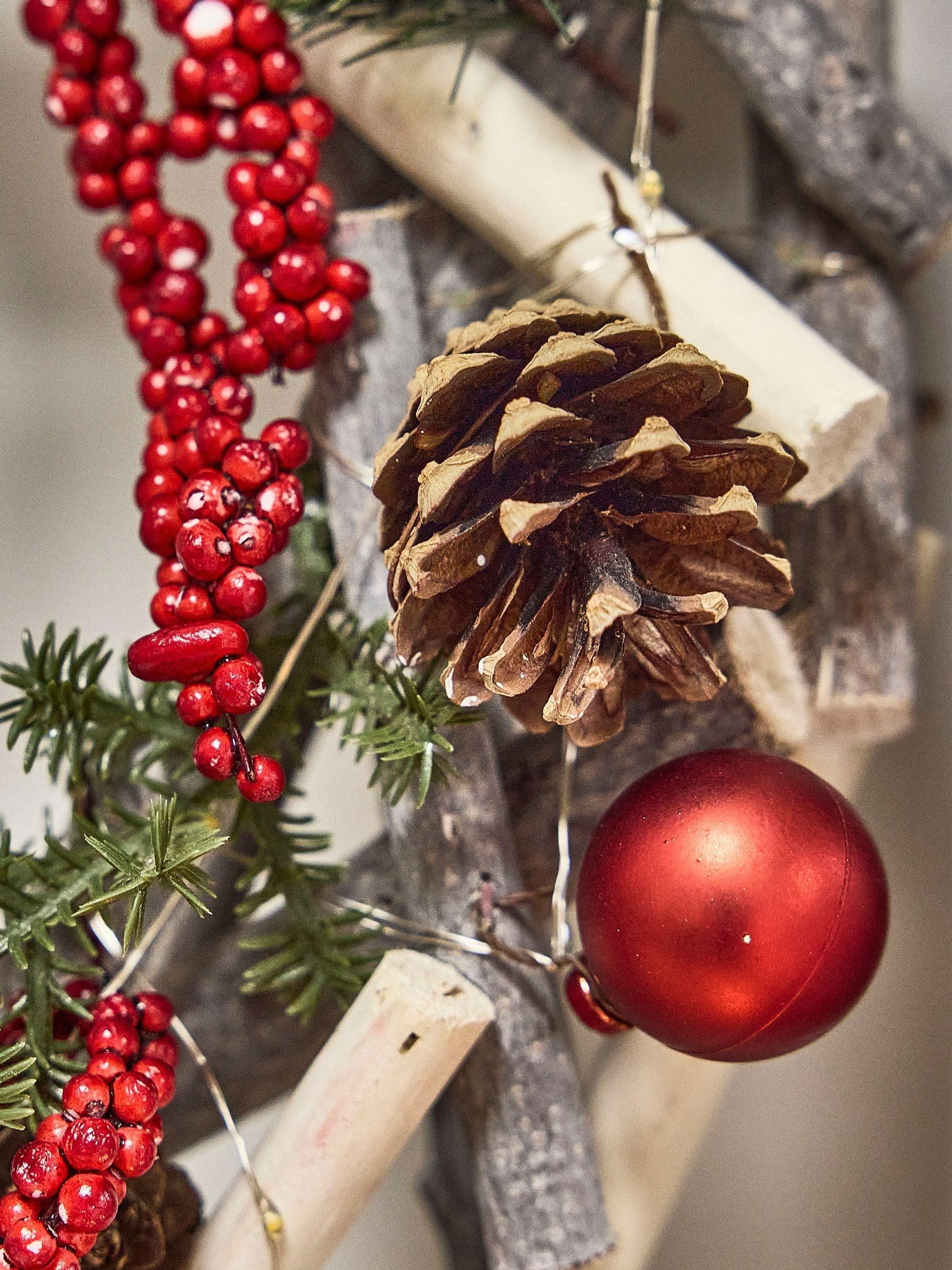 Personalisierter Dibor-Weihnachtskranz, 30 cm, importiert aus Großbritannien