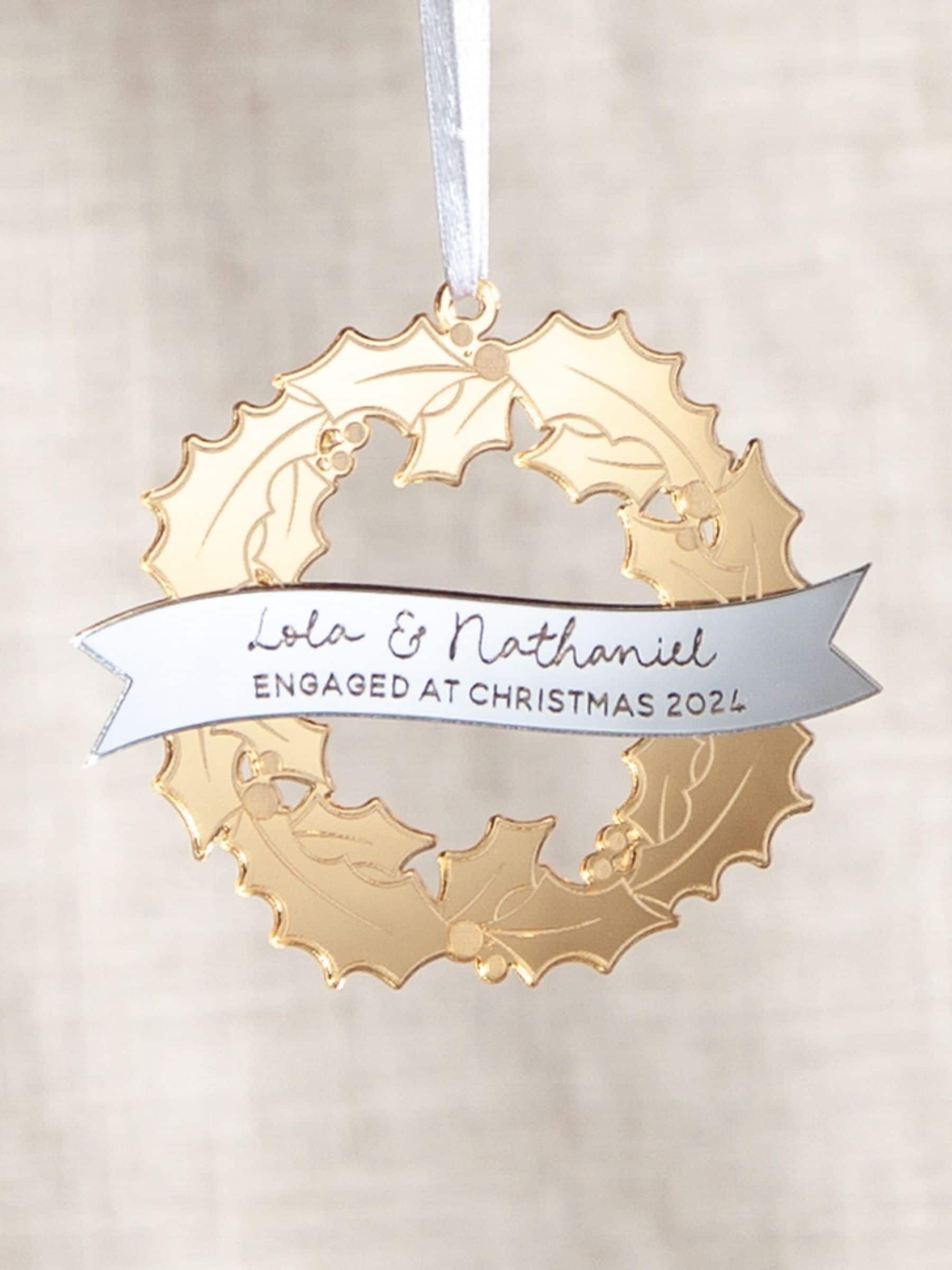 No Ordinary Gift mirror holly wreath decoration 9.5x8.5cm, imported from the UK