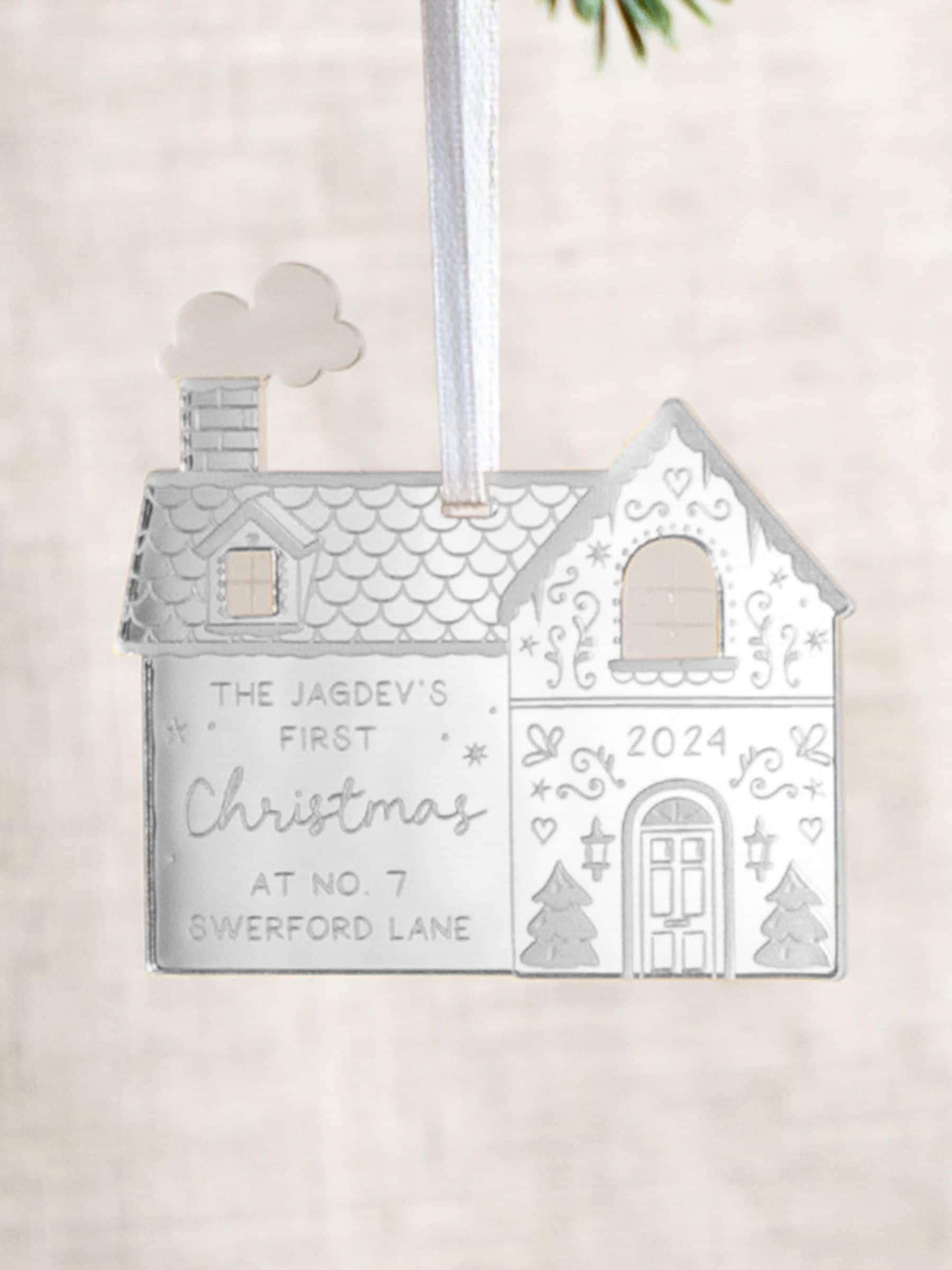 No Ordinary Gift personalised mirror gingerbread Christmas decoration, UK version