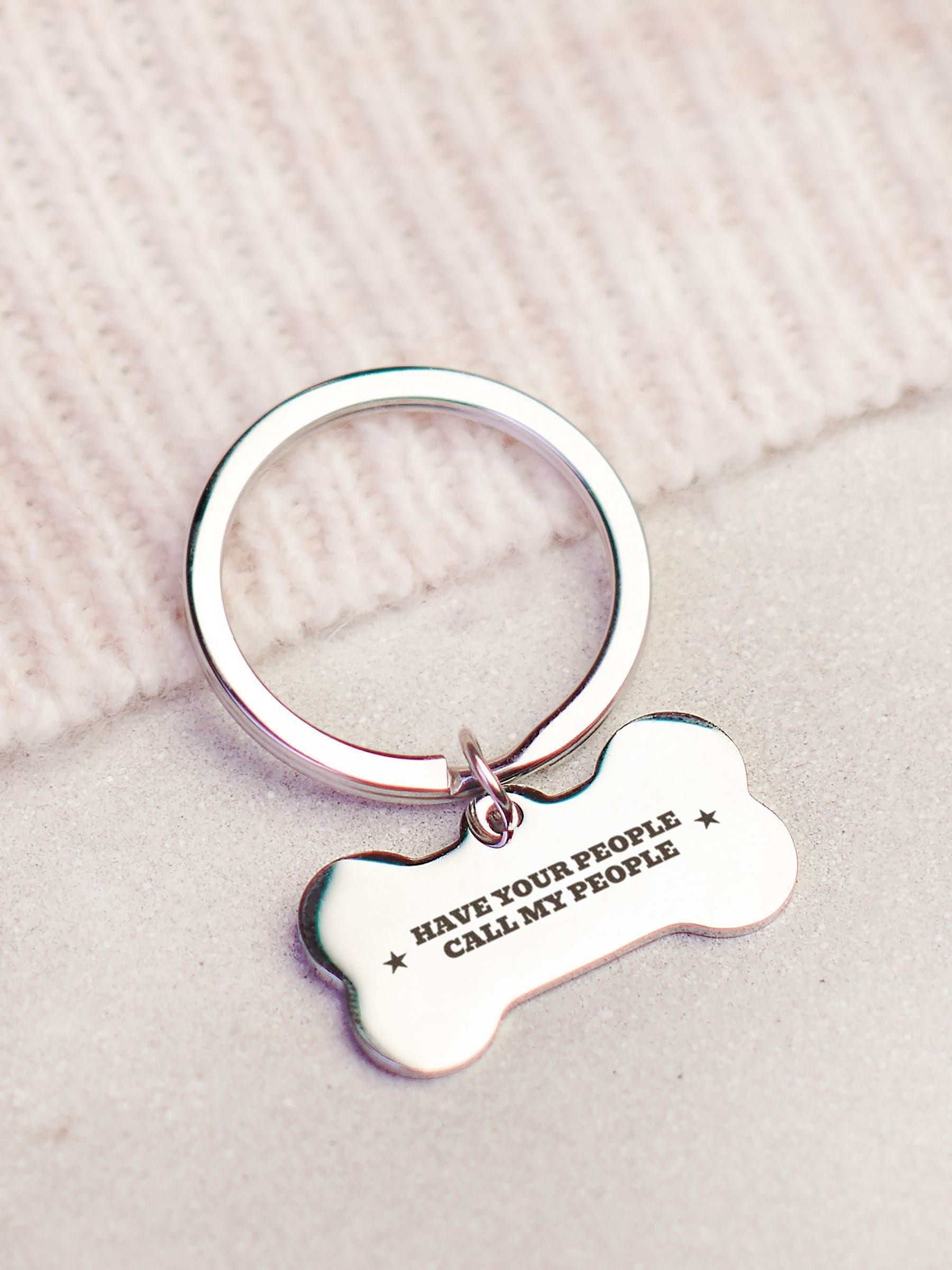 Oakdene personalised metal dog tag 4cm x 2cm, UK version