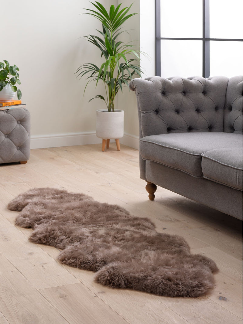 Hanlin taupe sheepskin wool rug, UK version