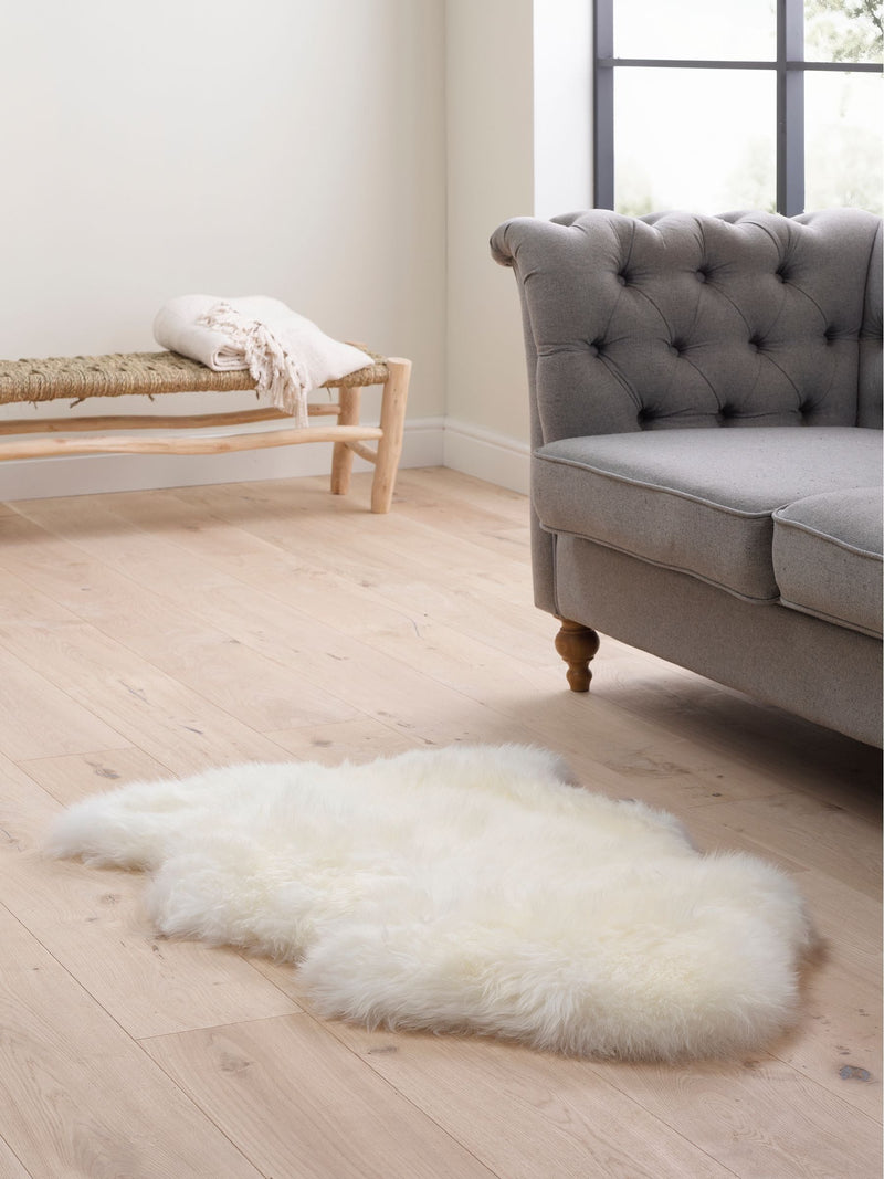 Hanlin Ivory Sheepskin Wool Rug
