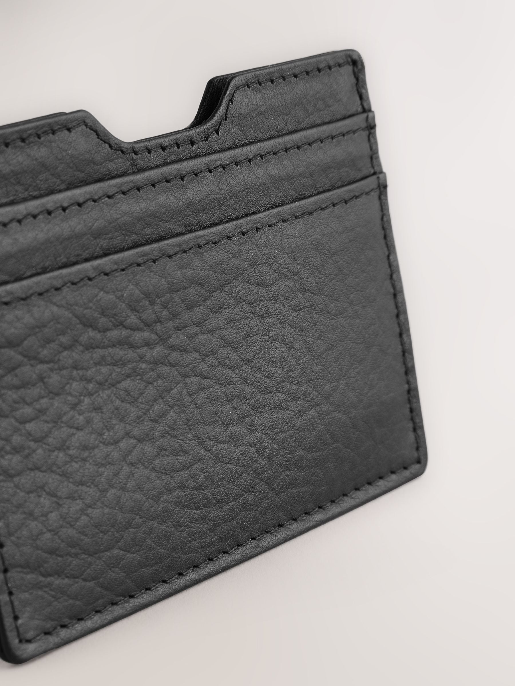 Black leather grainy card holder with RFID protection (British brand)