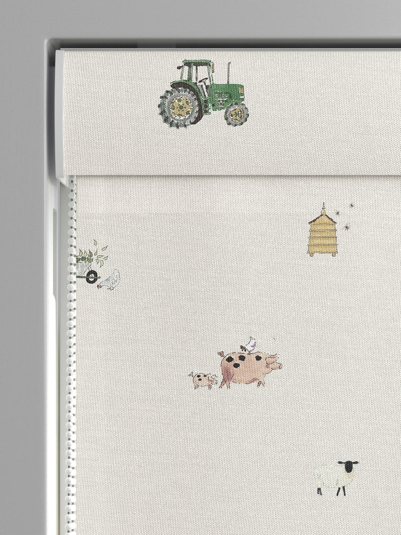 Sophie Allport roman blind On the Farm design (British brand)