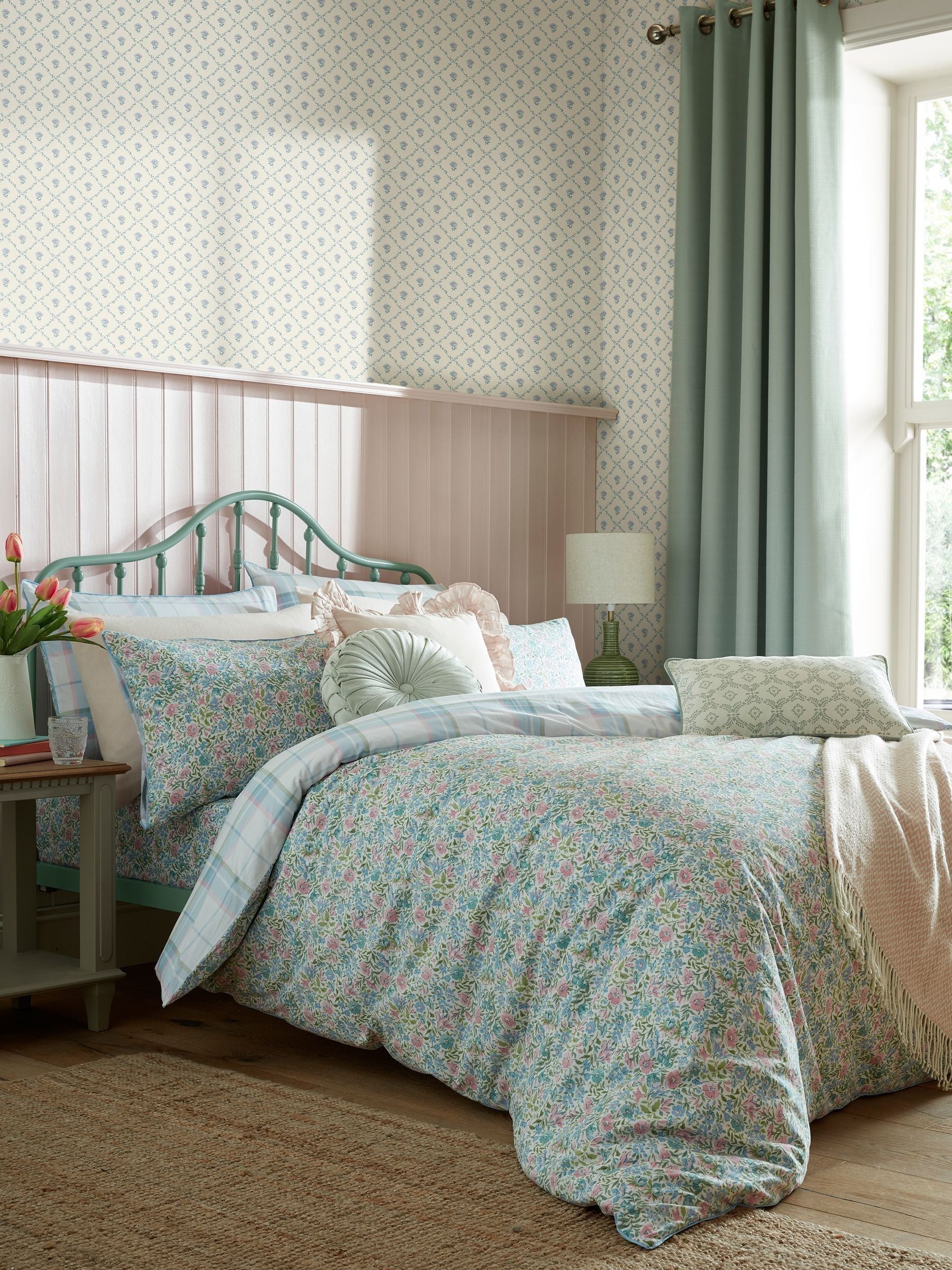 Laura Ashley Sherston duvet cover and pillowcase set, UK version