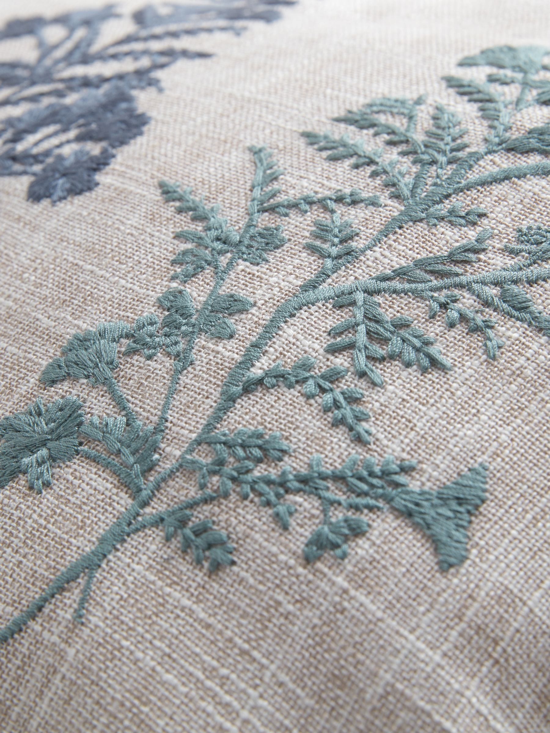 Laura Ashley Tenby cushion 30x50cm, imported from the UK