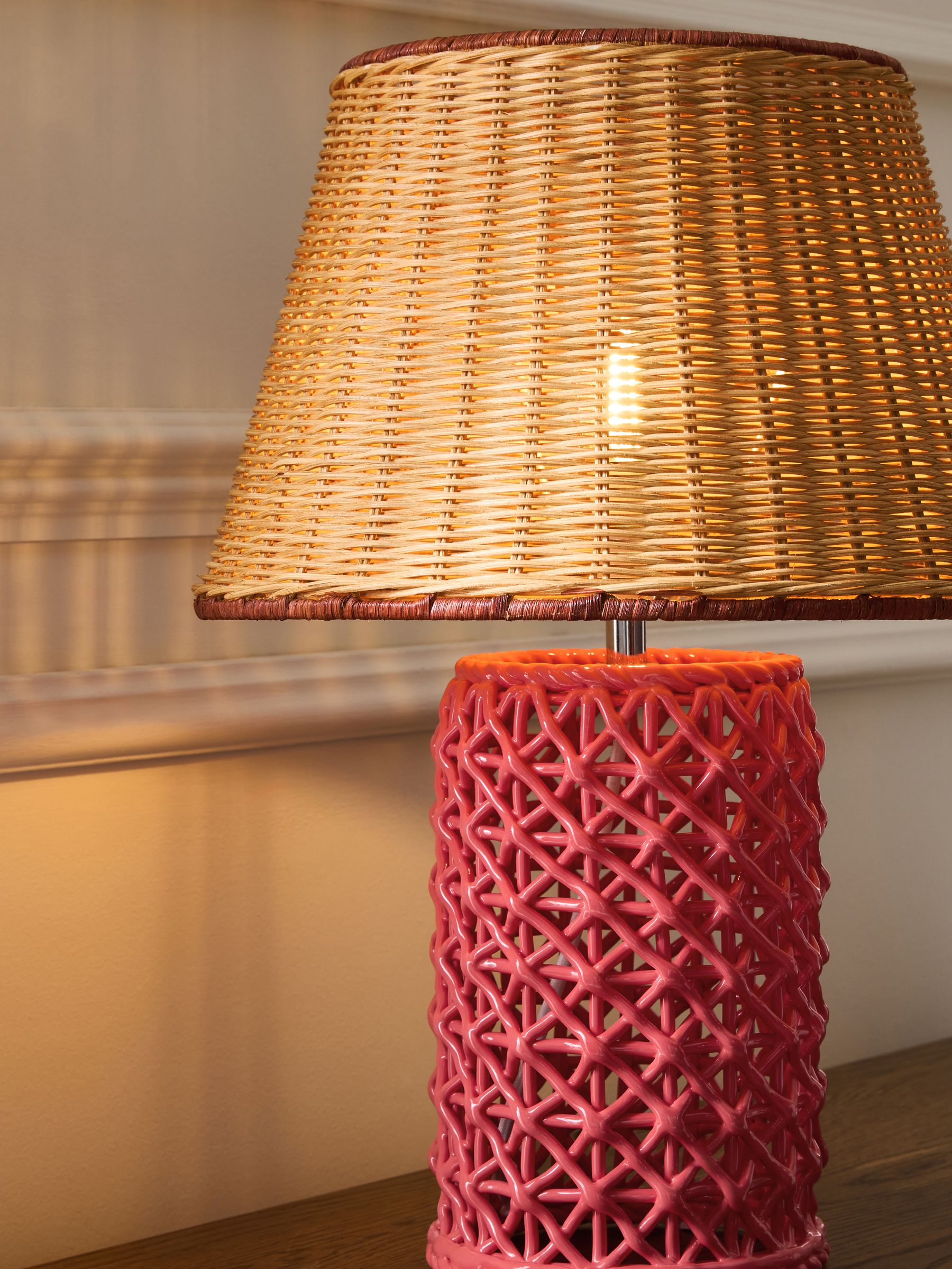 Nina Campbell Pink Chantilly ceramic table lamp 48cm - British product