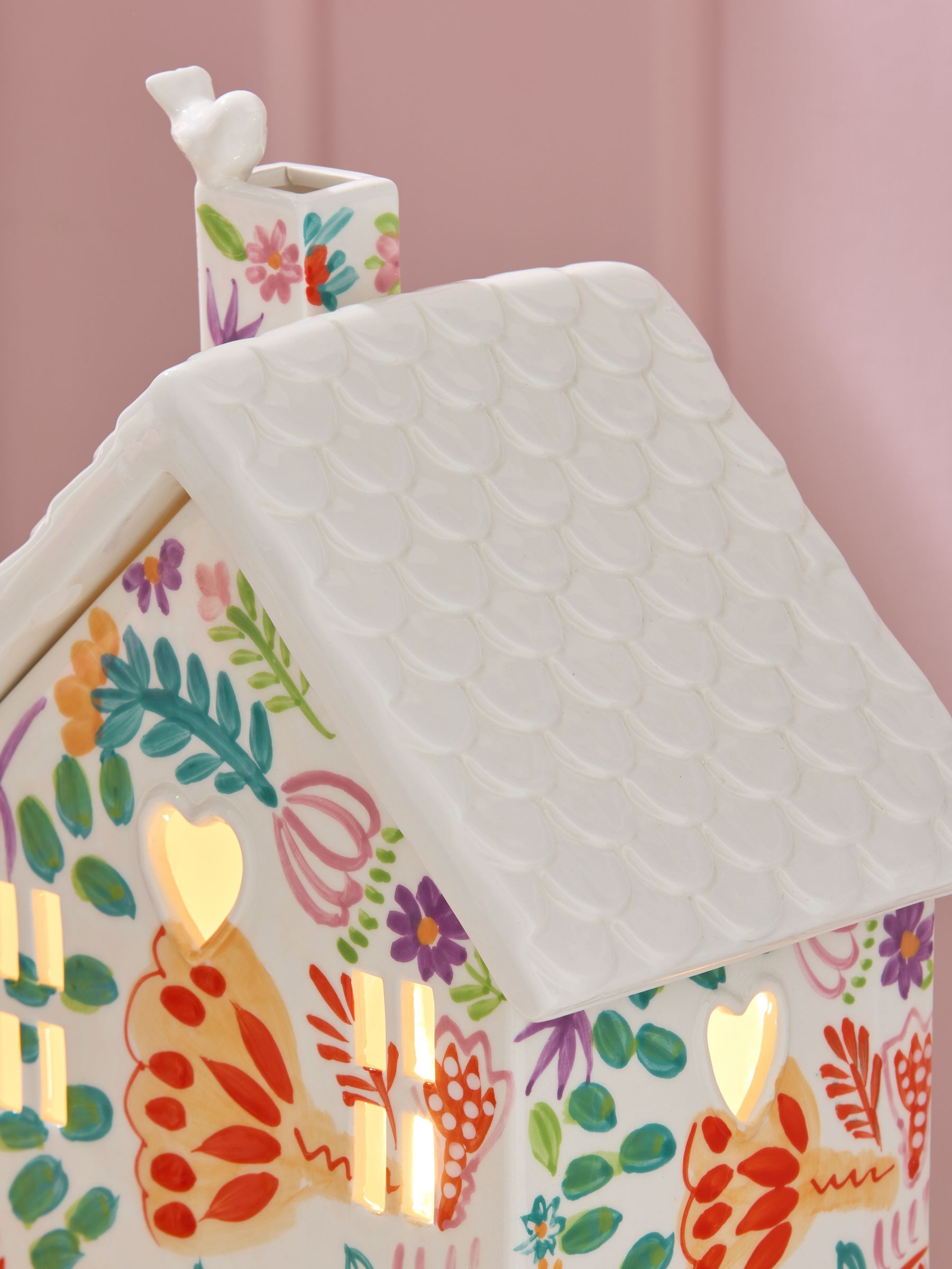 Lucy Tiffney floral house table lamp, UK version