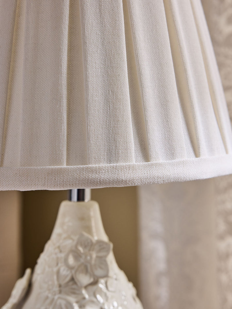 Shabby Chic Rachel Ashwell Eloise ceramic table lamp 35cm - British product
