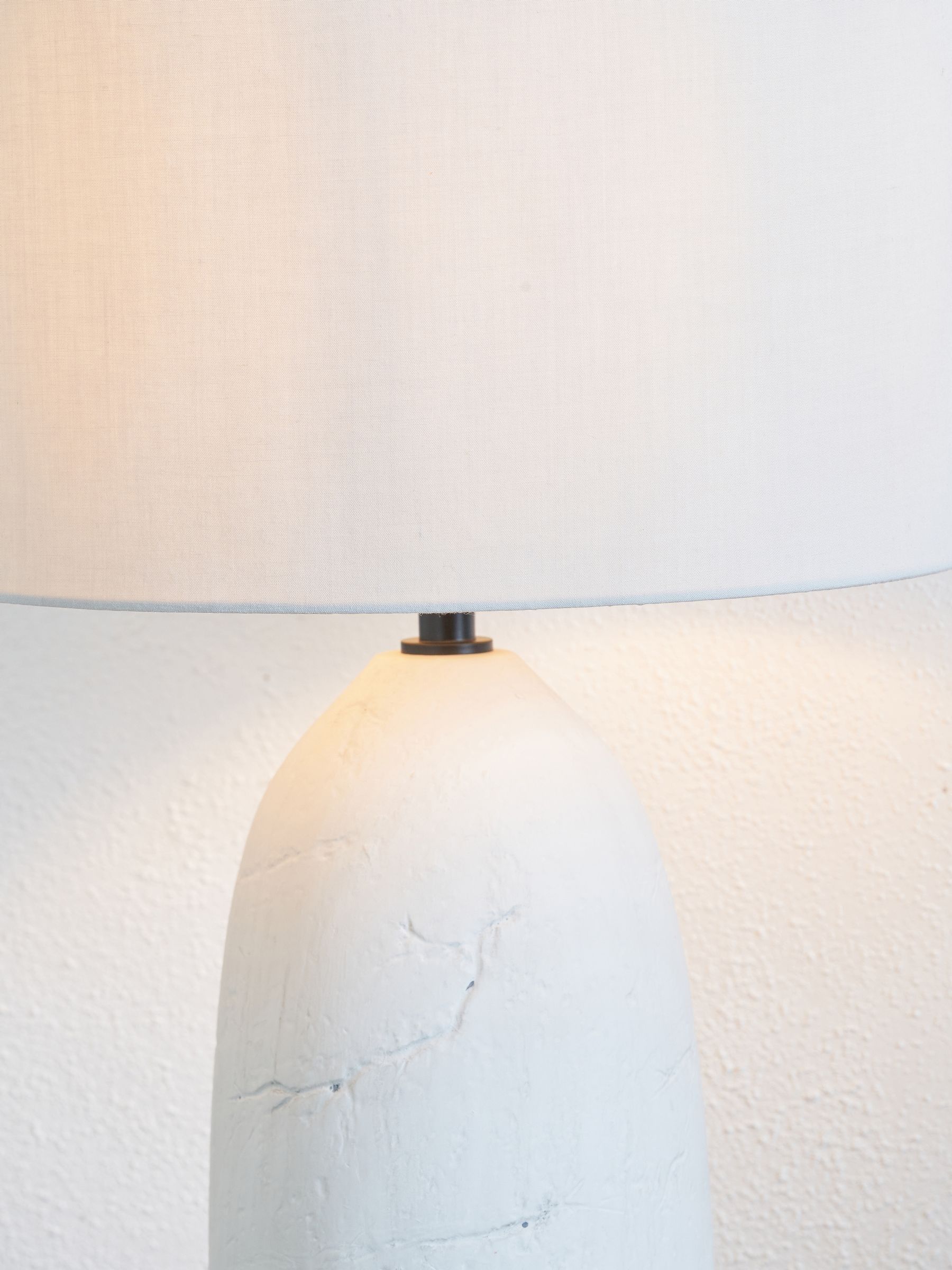 Pacific white vintage textured ceramic table lamp 50cm, imported from the UK