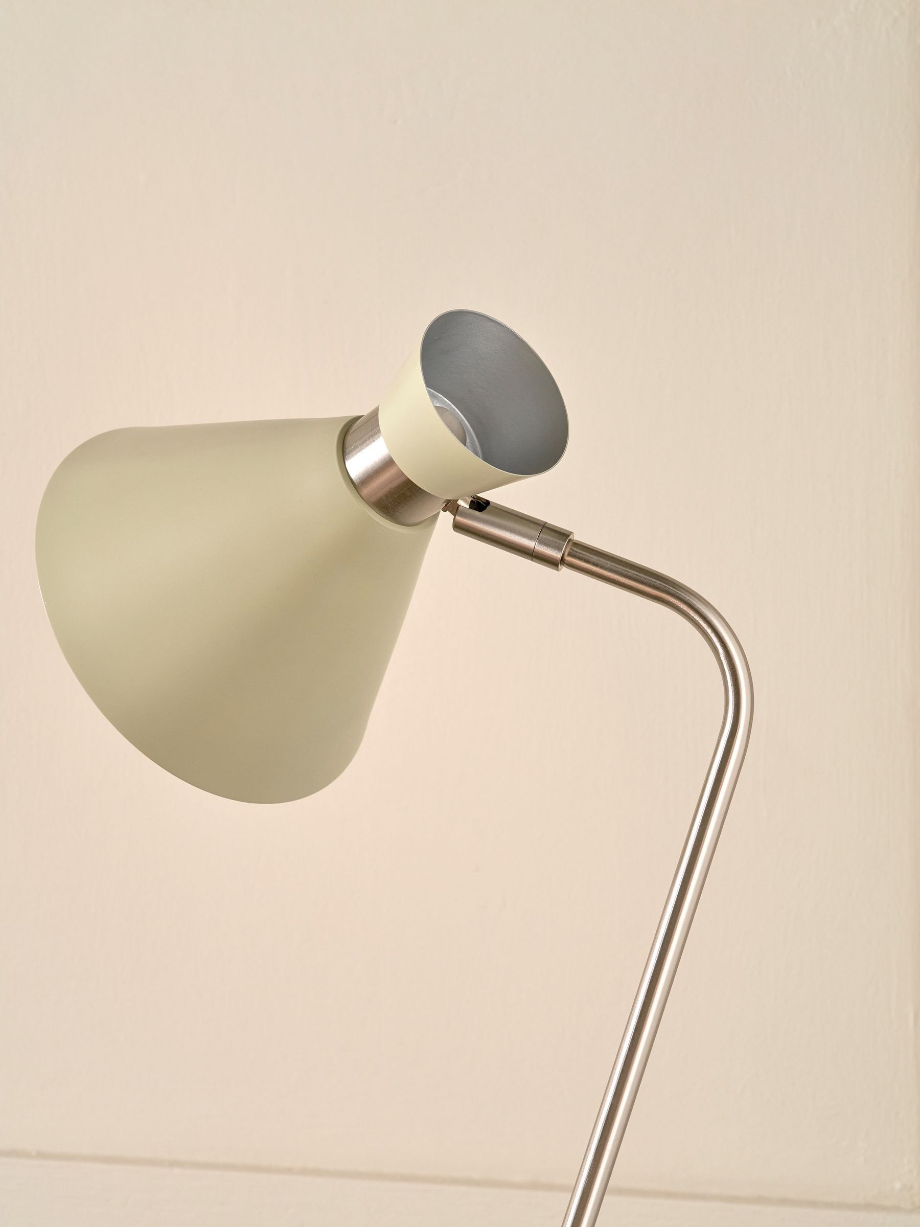 Pacific Sage silver metal floor lamp with adjustable head - British product