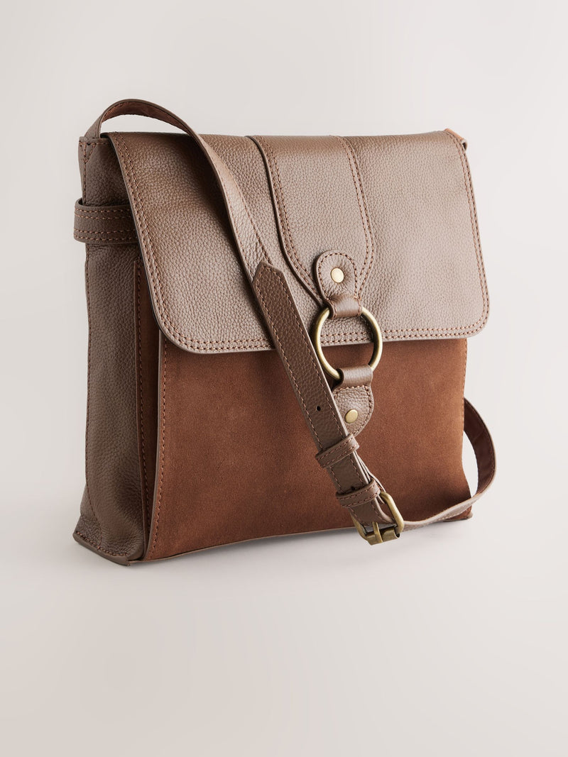 Tan brown genuine leather pocket messenger bag, UK version