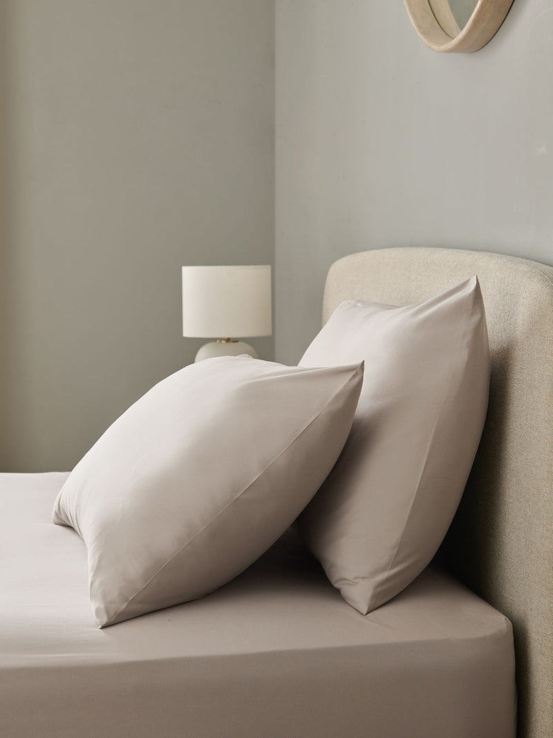 Set of 2 White Non Iron Simply Soft Housewife Pillowcases