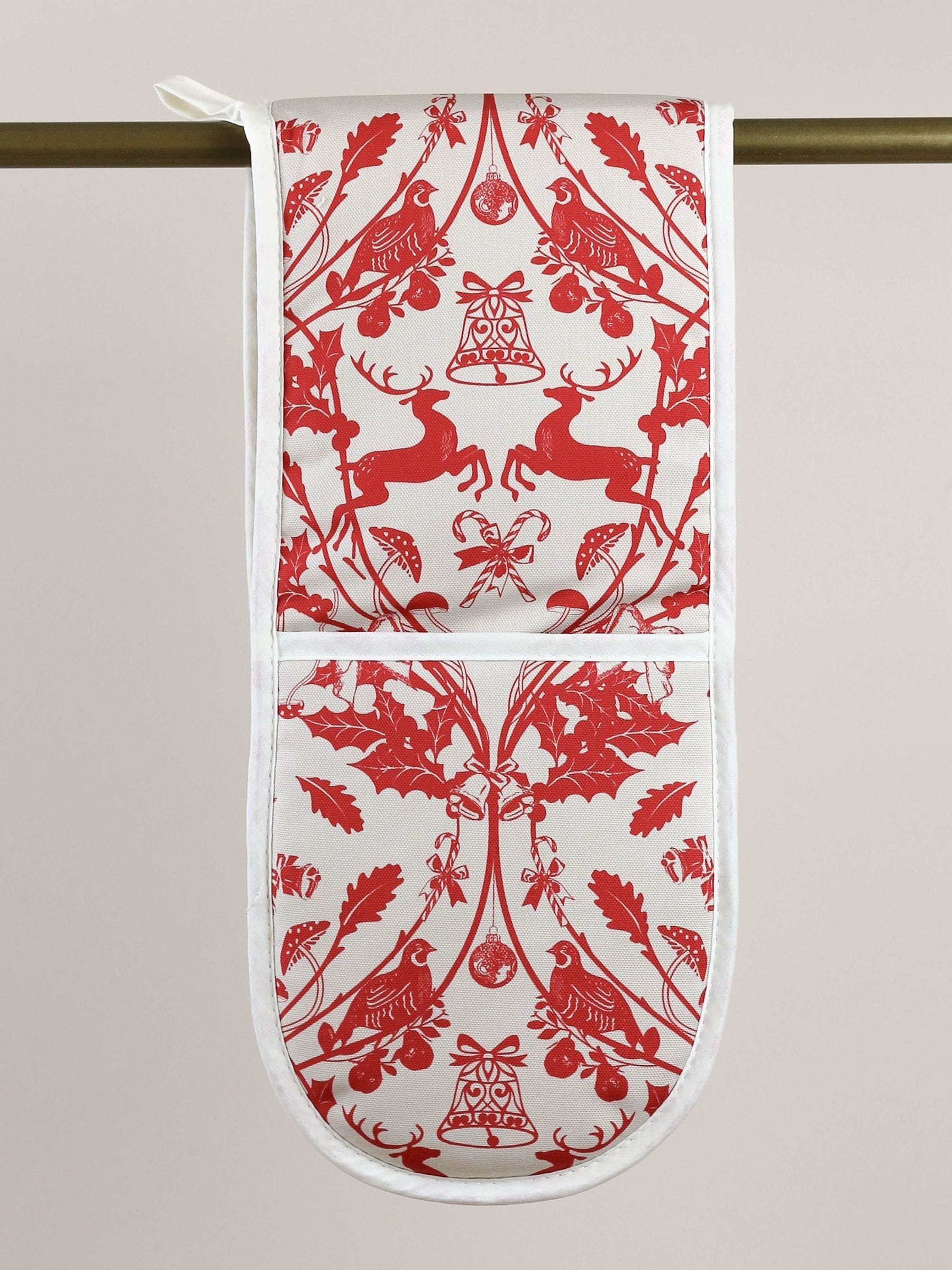 Avalon Home cream stag oven gloves - British product