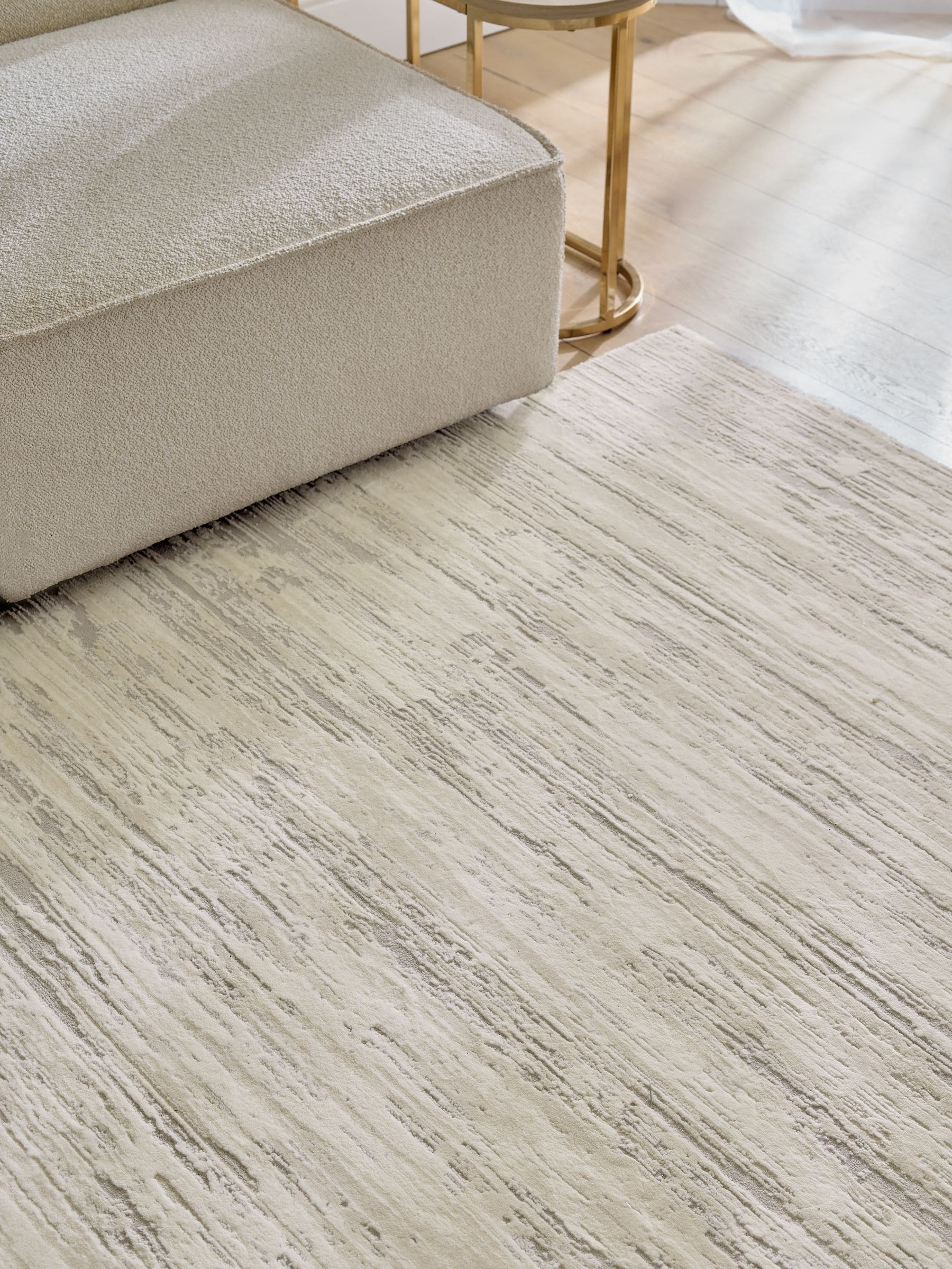 Durable Light Grey Luna Abstract Rug (British brand)