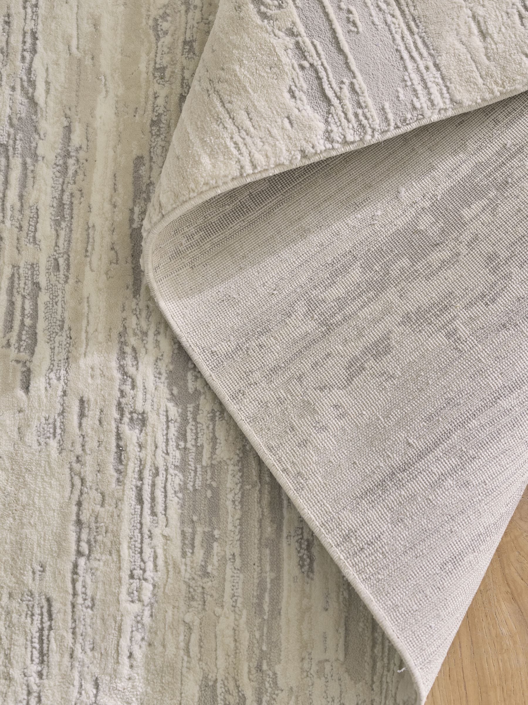 Durable Light Grey Luna Abstract Rug (British brand)