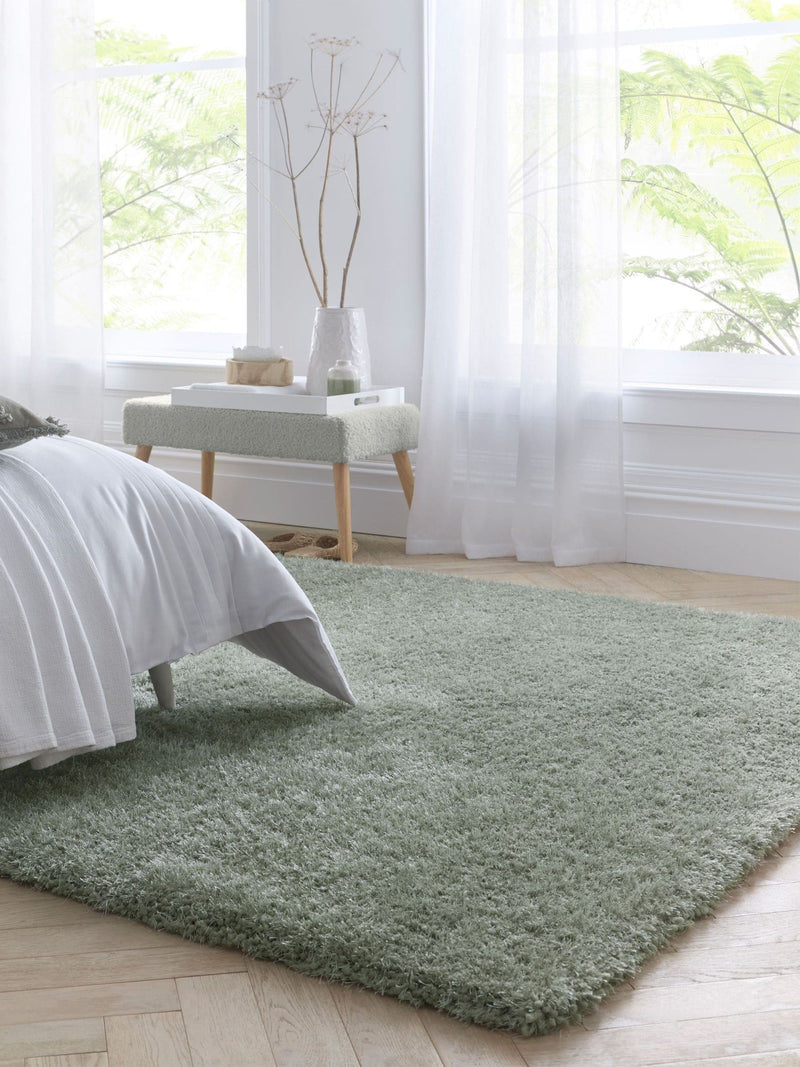 Origin Rugs Green Chicago soft shaggy rug, imported from the UK