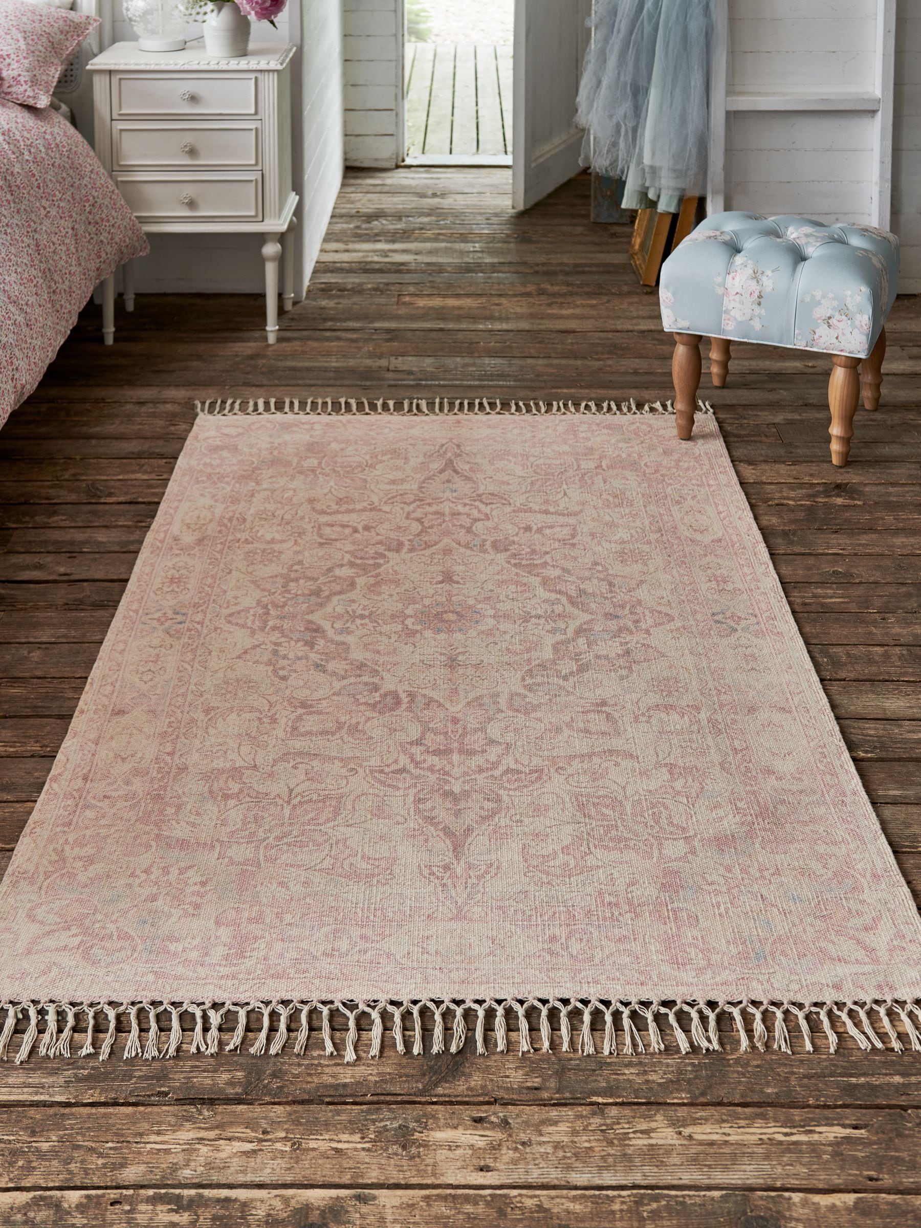 Shabby Chic by Rachel Ashwell® Pink Skylark Rug