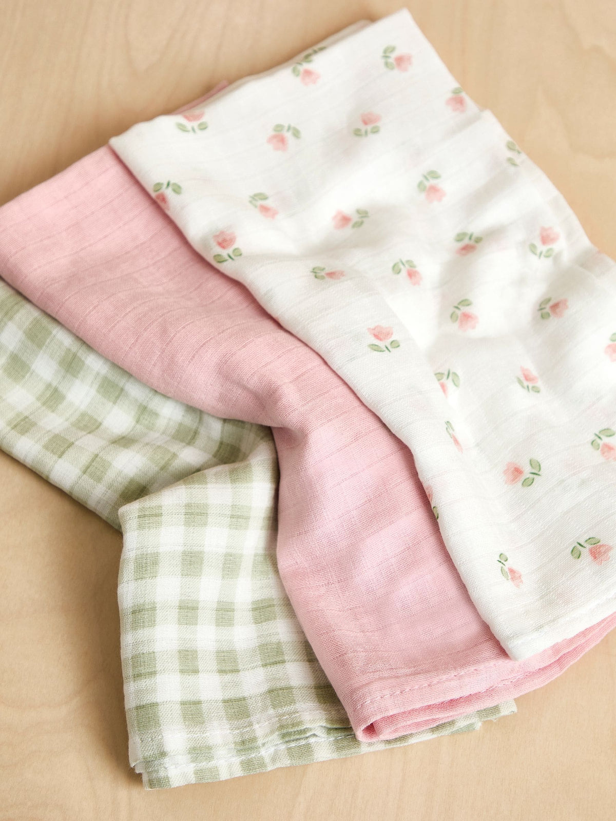 JoJo Maman Bébé gingham floral muslin cloths 3-pack - British product