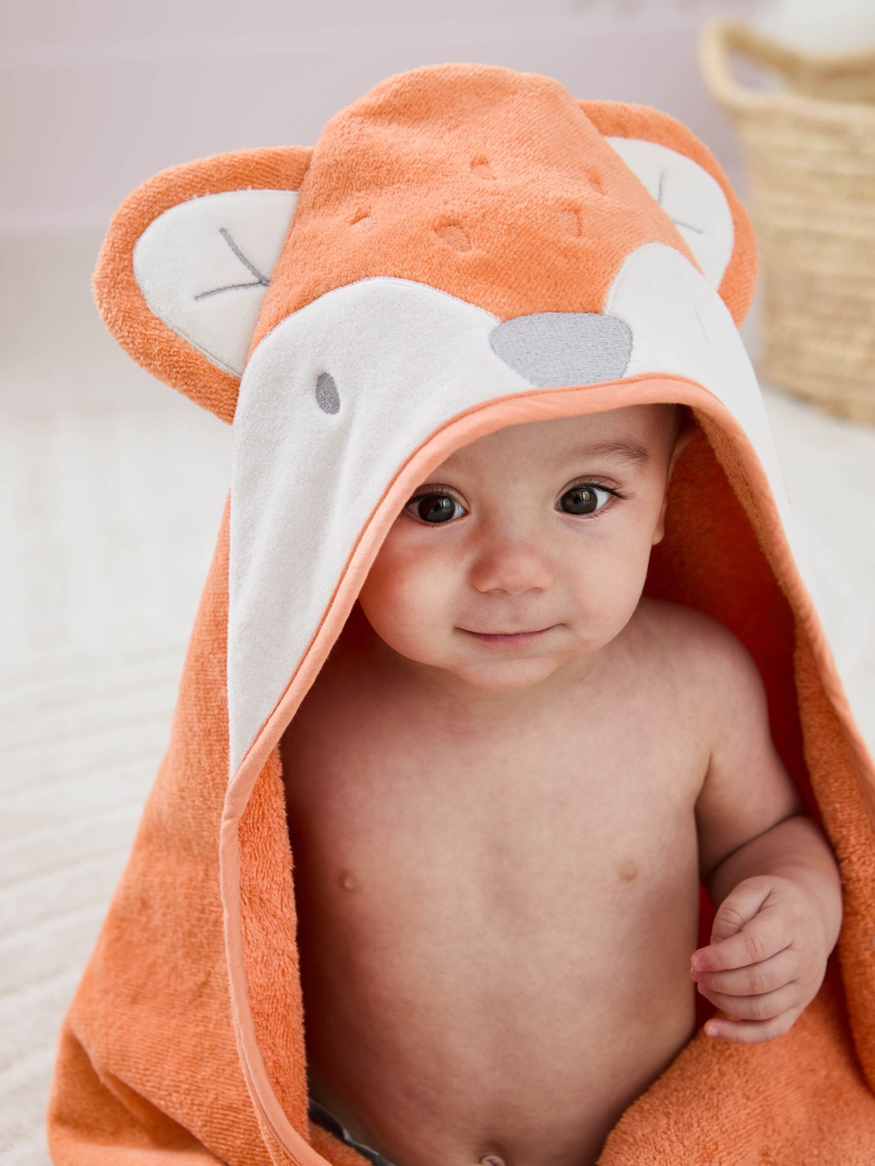 JoJo Maman Bébé orange fox hooded towel 75x75cm, imported from the UK