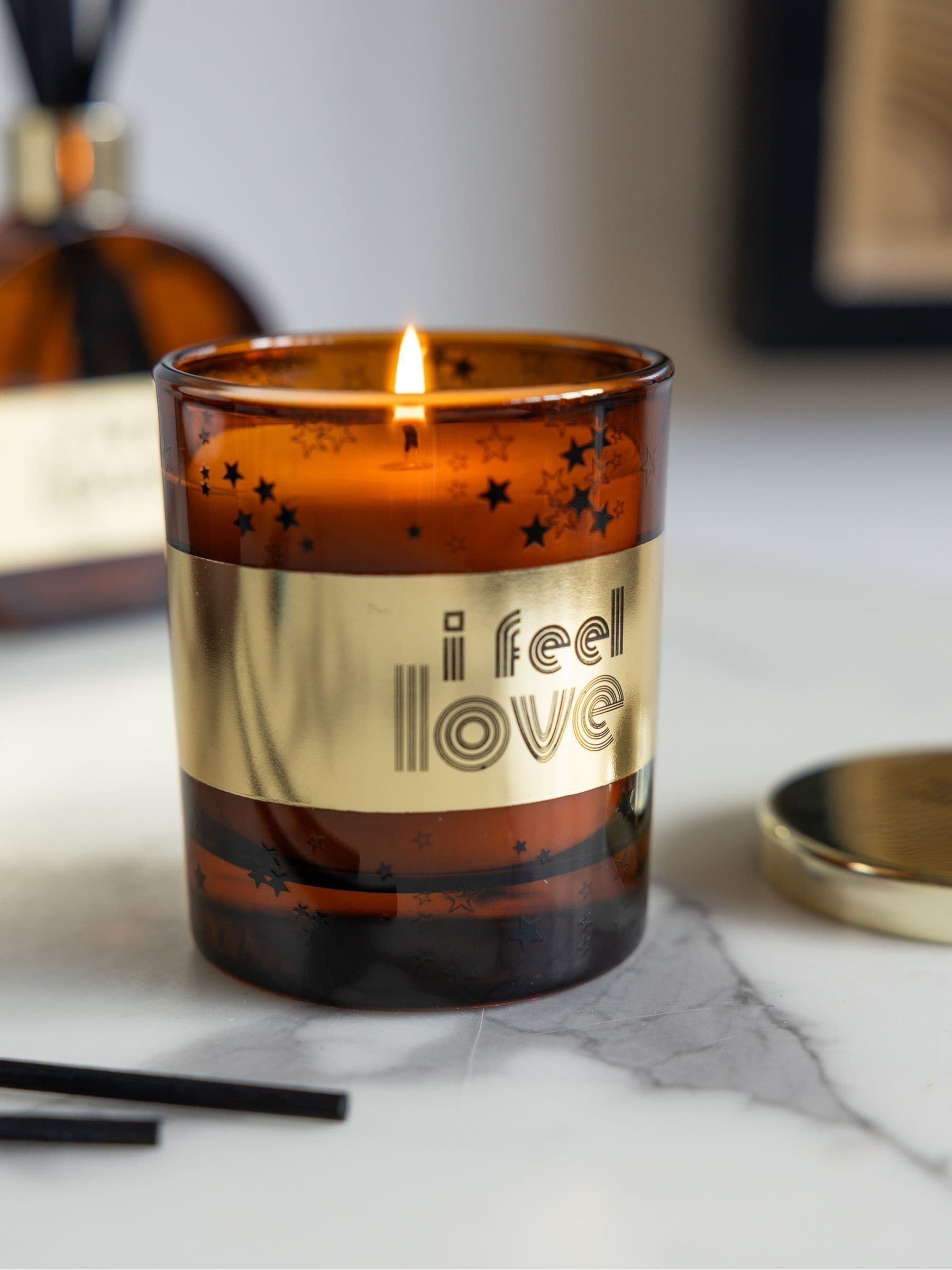 Rockett St George Cedarwood Frankincense I Feel Love candle - British product
