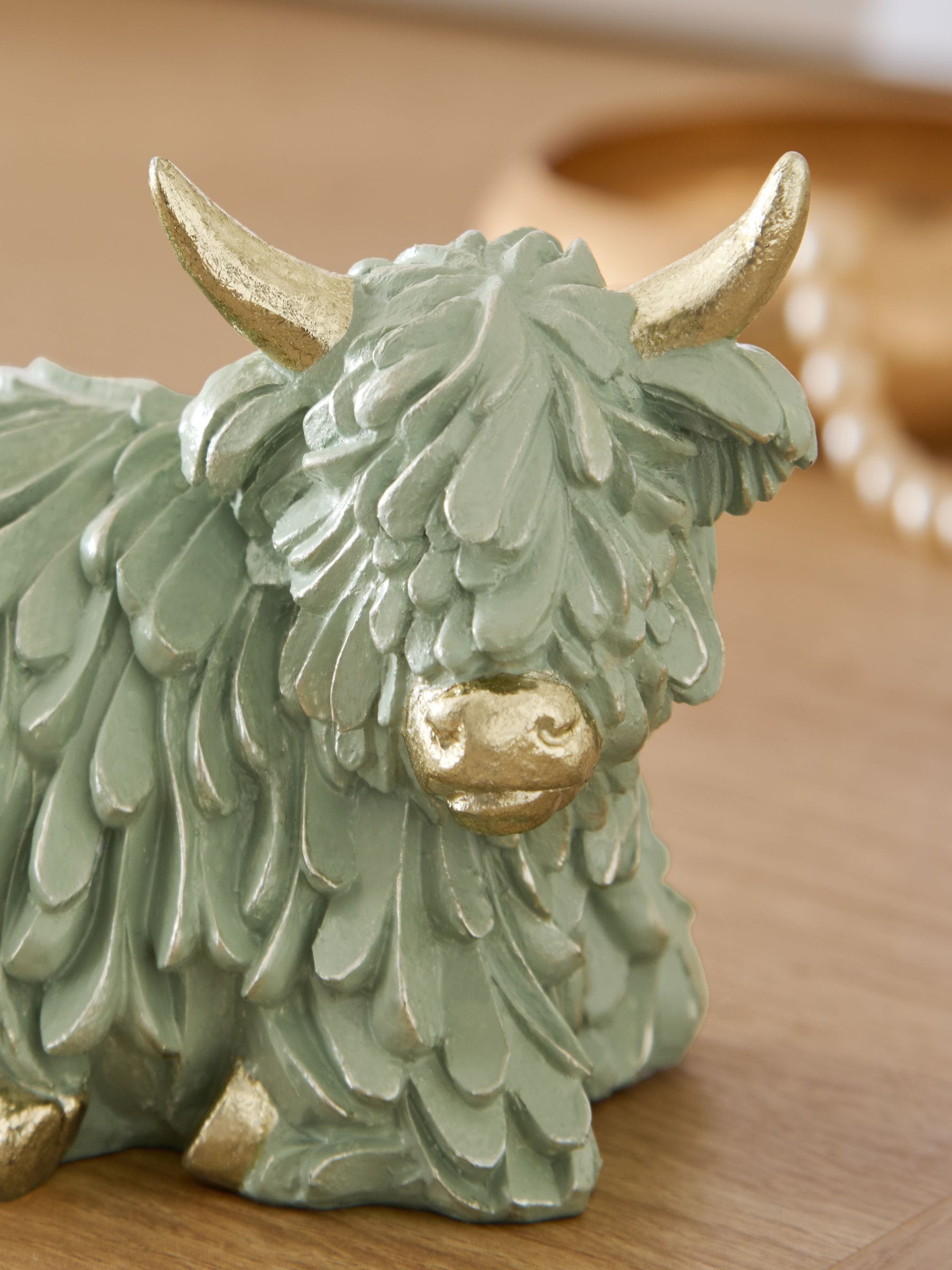 Sage Green Hamish Highland Cow ring holder (British brand)